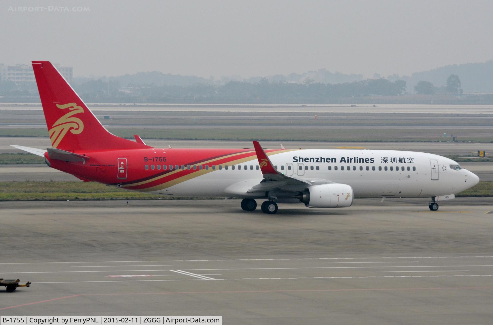 B-1755, 2015 Boeing 737-87L C/N 40822, Shenzhen B738 delivered just 3 weeks before I saw it.