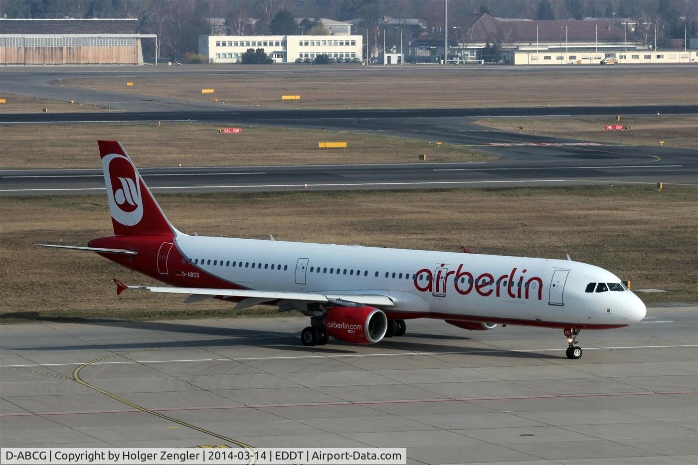D-ABCG, 2003 Airbus A321-211 C/N 1988, On taxi to stand 3....