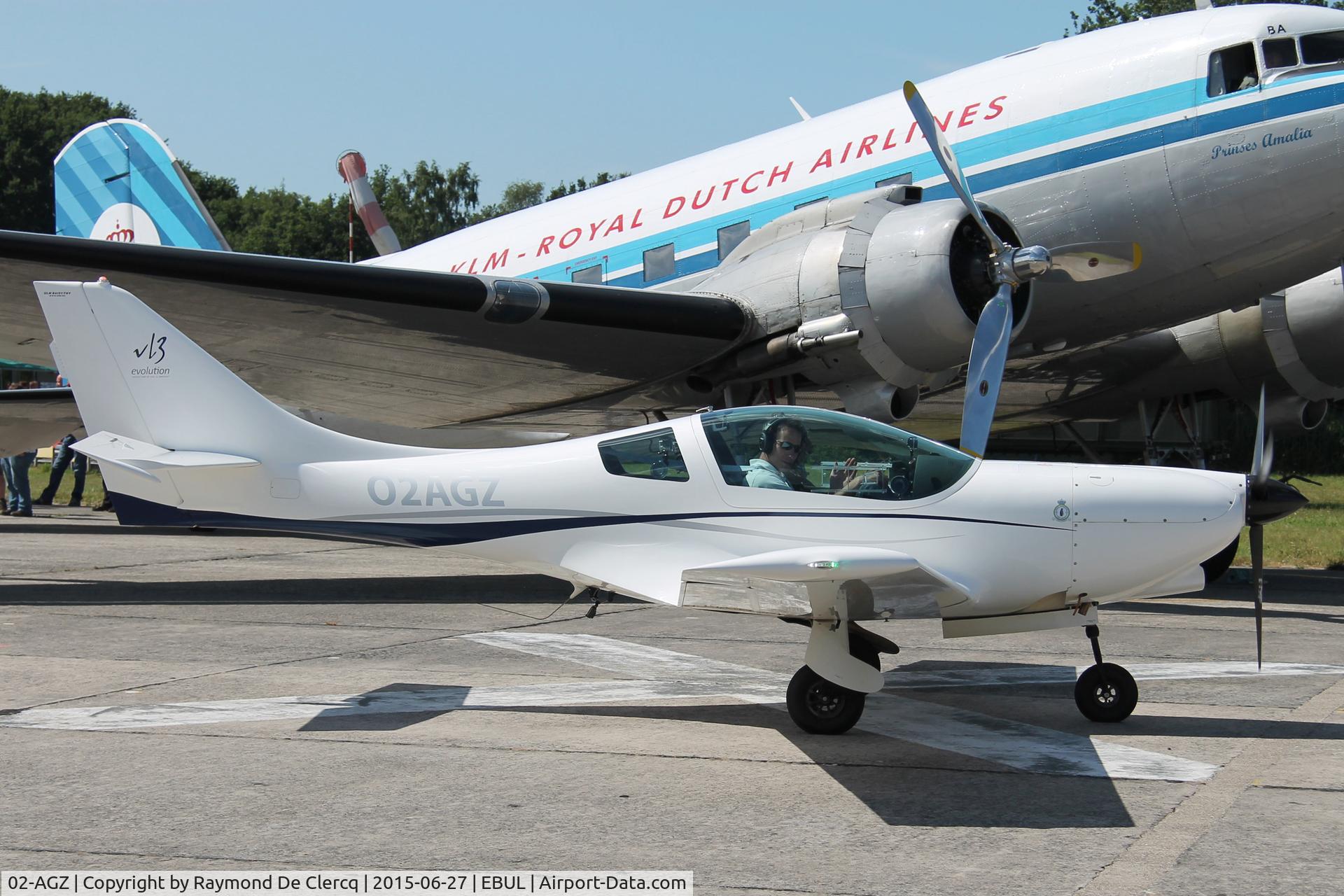 02-AGZ, Aveko VL-3 Evolution C/N Not found 02-AGZ, Taxiing out at Ursel Avia 2015.