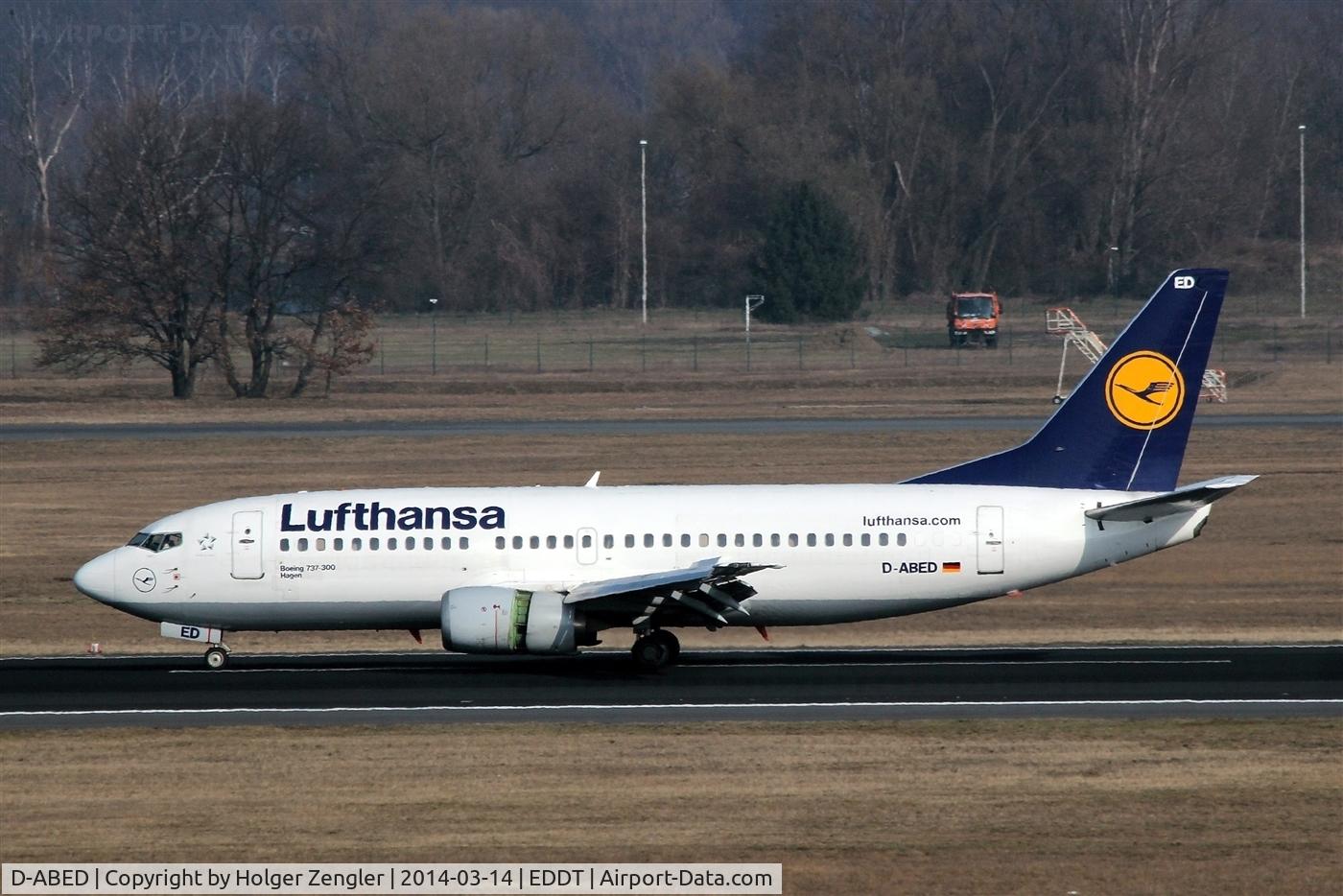 D-ABED, 1991 Boeing 737-330 C/N 25215, Arrival on rwy 26R...