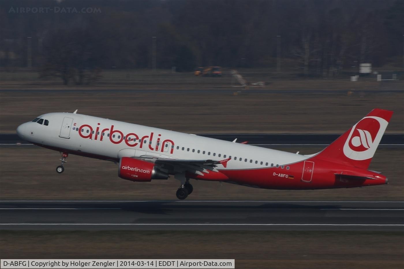 D-ABFG, 2010 Airbus A320-214 C/N 4291, Leaving rwy 26L westbound...