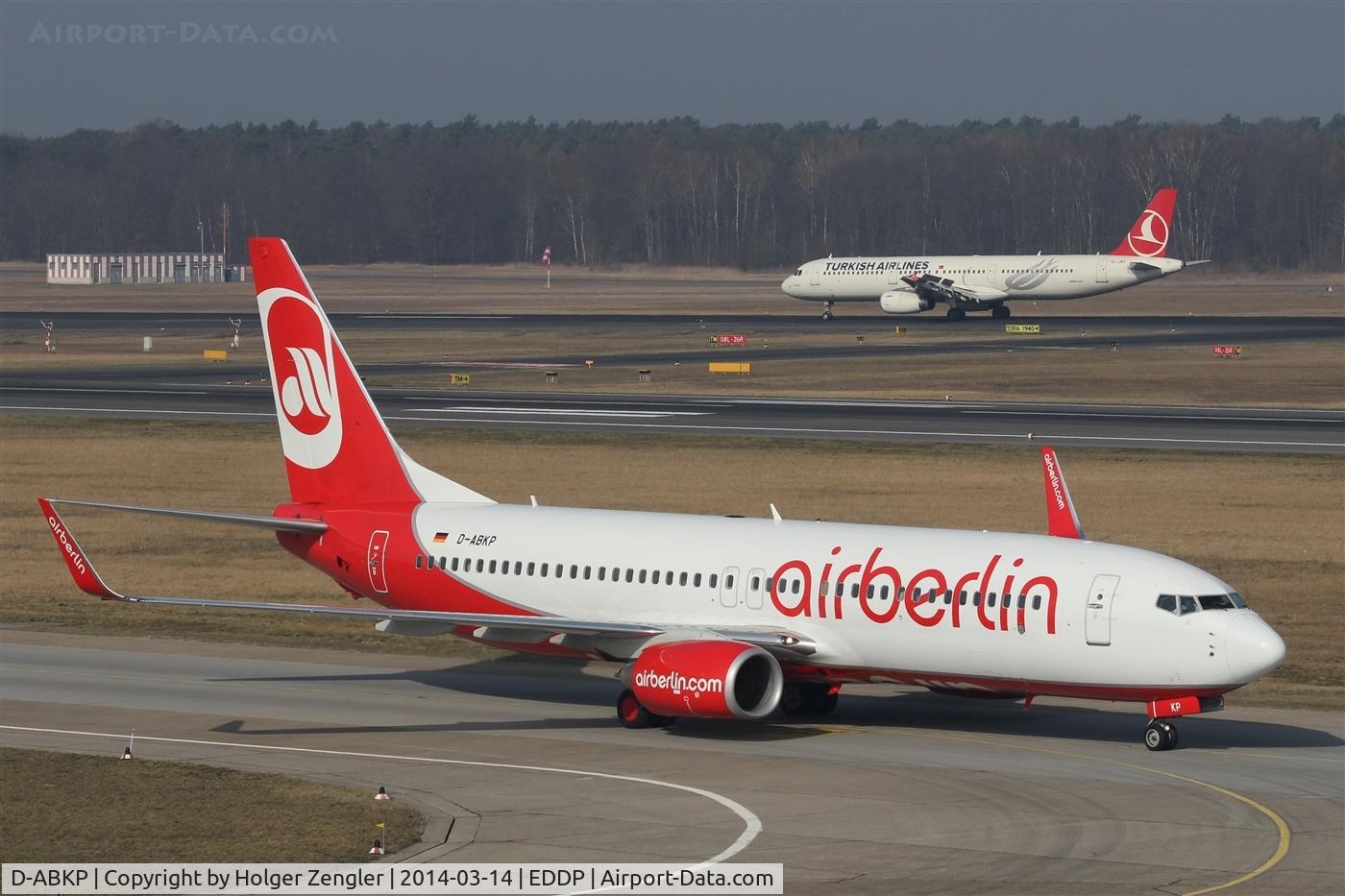 D-ABKP, 2010 Boeing 737-86J C/N 37758, Coming and going for spotter´s delight...