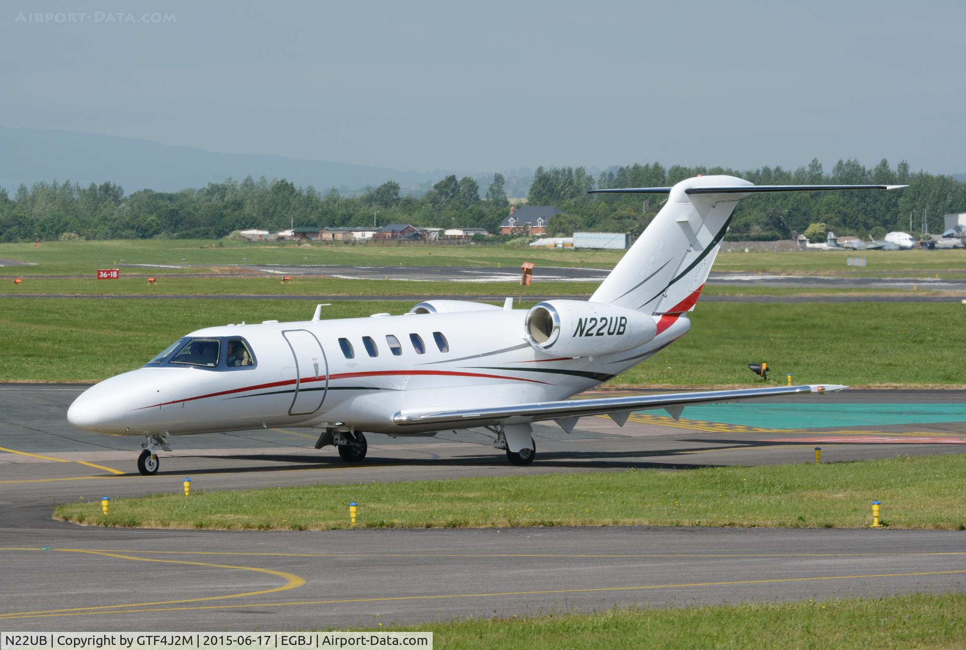 N22UB, 2014 Cessna 525C CitationJet CJ4 C/N 525C-0182, N22UB  at Staverton 17.6.15