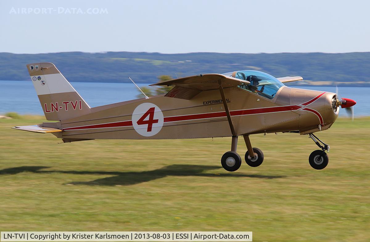 LN-TVI, Malmo MFI-9 Junior C/N 013, Visingsö Fly In 2013.