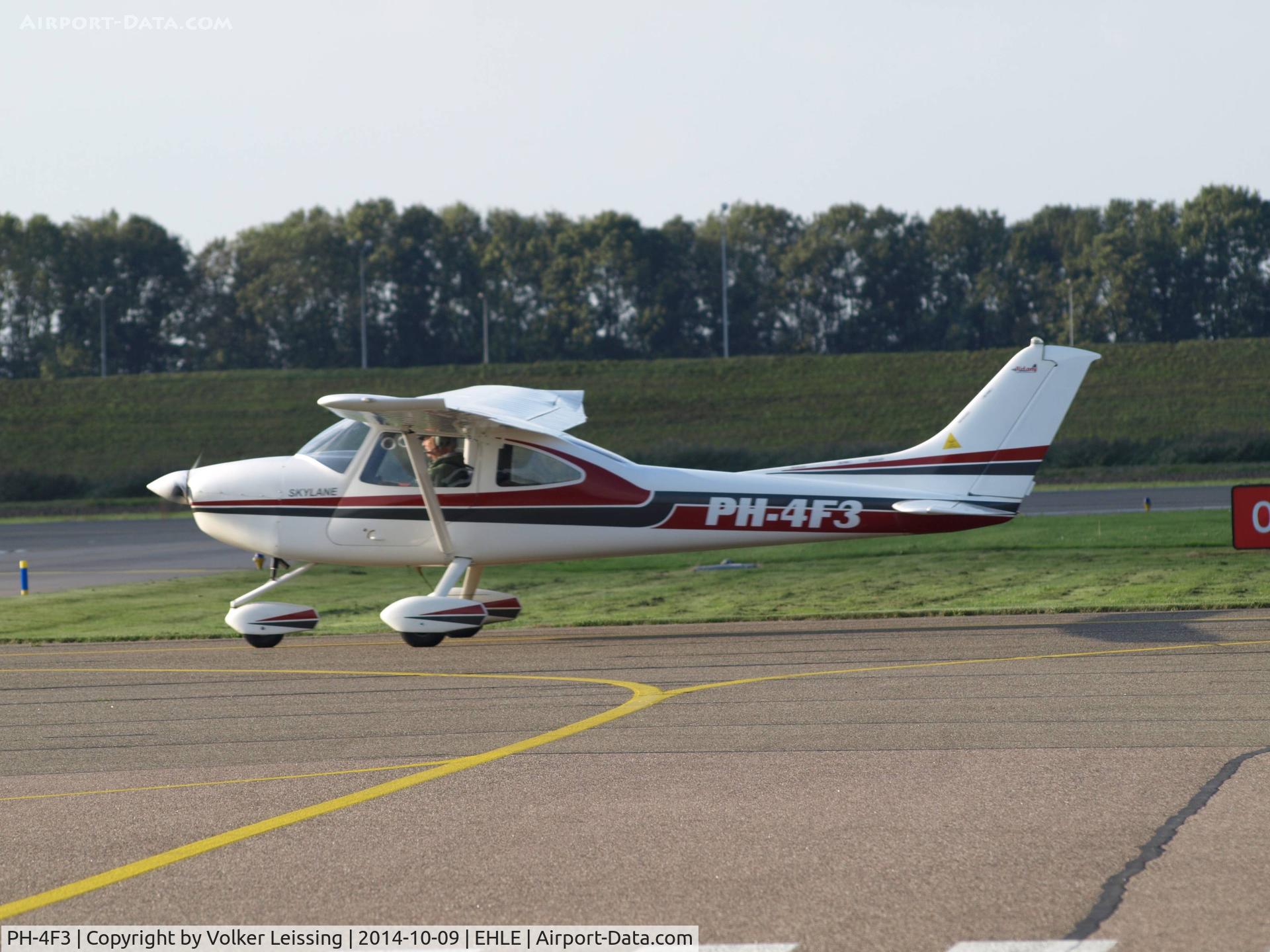 PH-4F3, 2010 AirLony Skylane C/N 73, taxi to parking