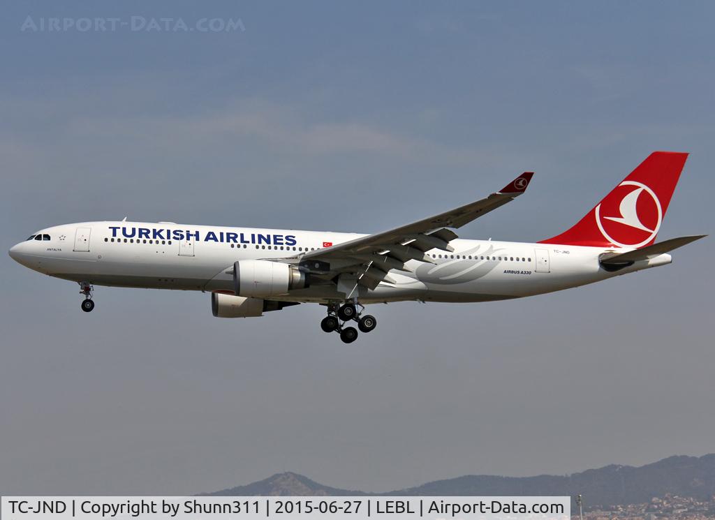 TC-JND, 2006 Airbus A330-203 C/N 754, Landing rwy 25R