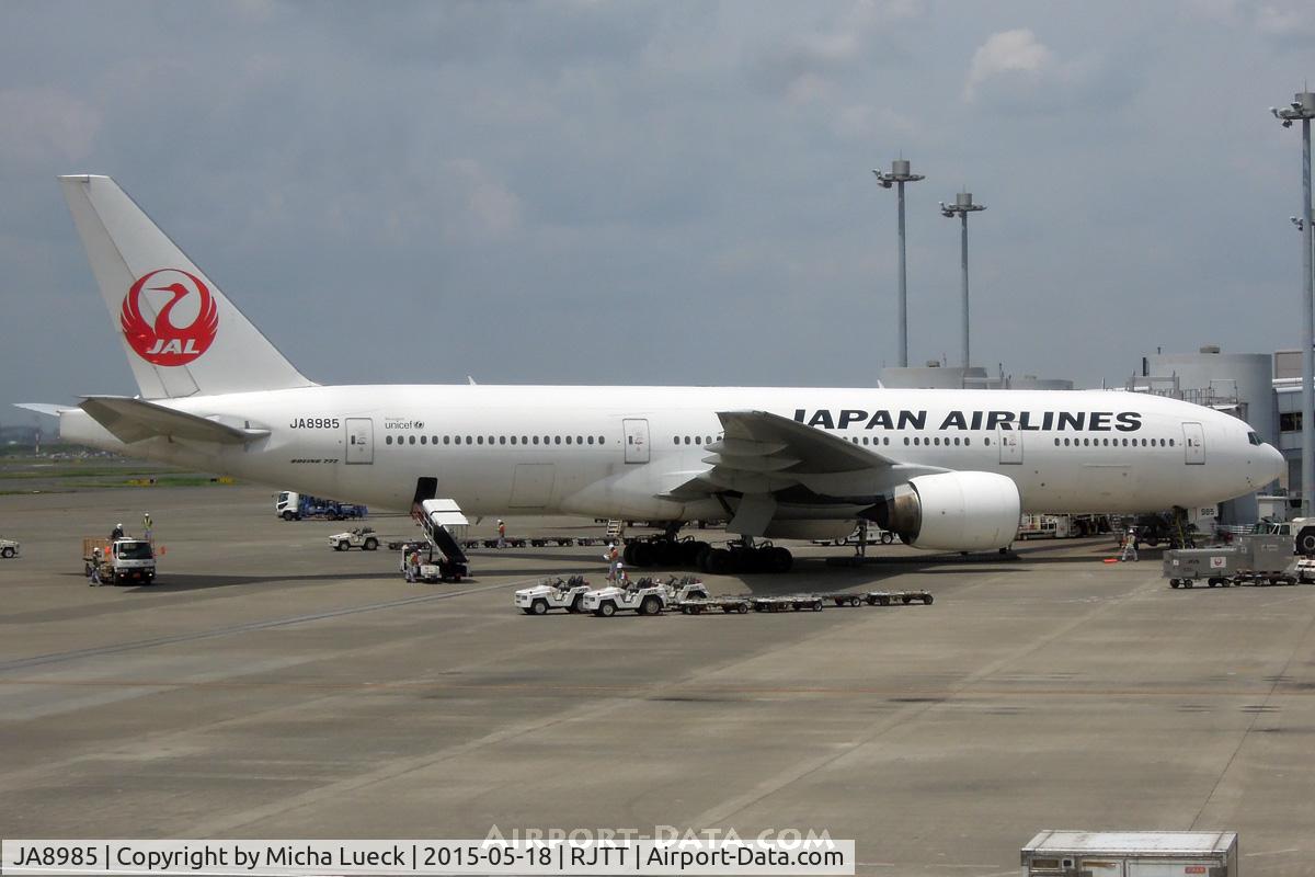 JA8985, 1997 Boeing 777-246 C/N 27652, At Haneda