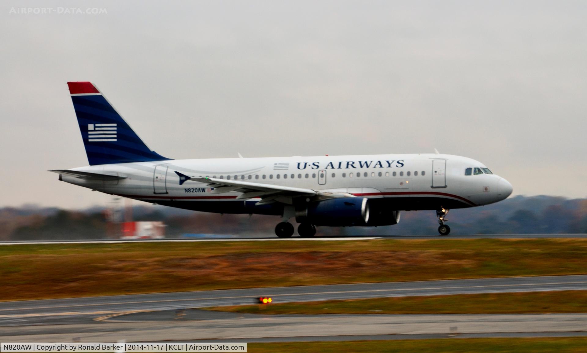 N820AW, 2000 Airbus A319-132 C/N 1397, Takeoff CLT