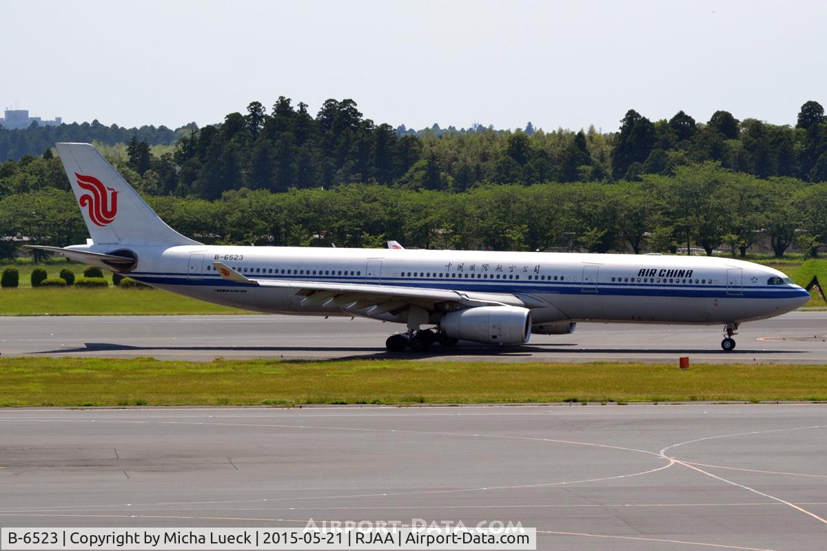B-6523, 2010 Airbus A330-343X C/N 1187, At Narita