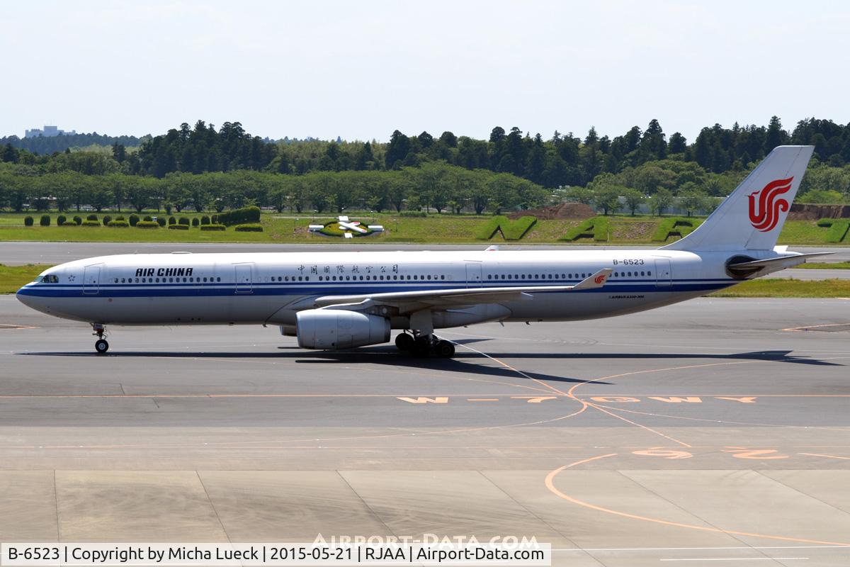 B-6523, 2010 Airbus A330-343X C/N 1187, At Narita