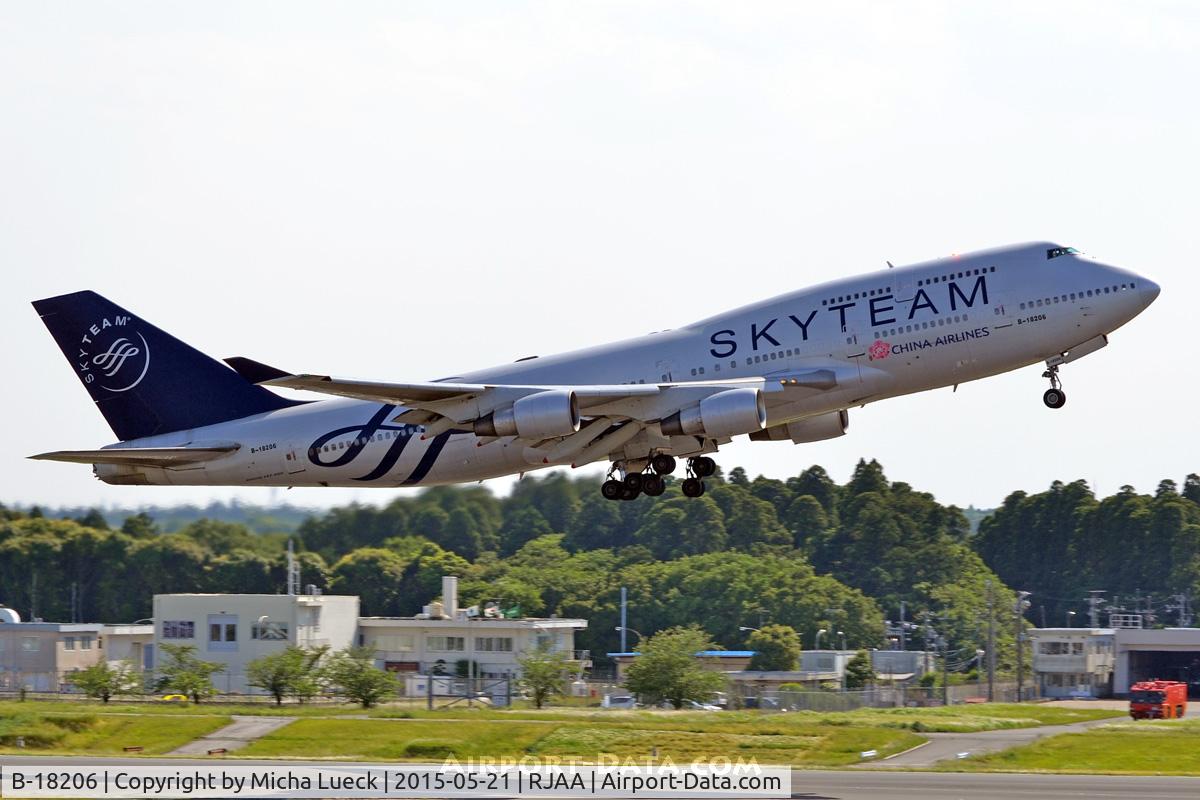 B-18206, 1998 Boeing 747-409 C/N 29030, At Narita