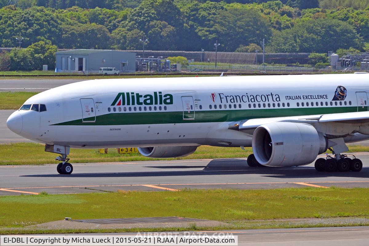 EI-DBL, 2003 Boeing 777-243/ER C/N 32781, At Narita