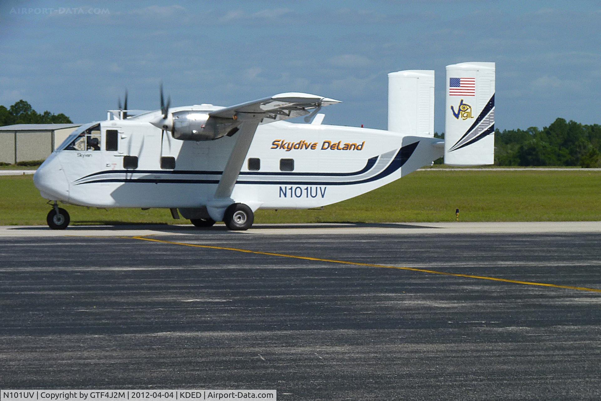 N101UV, 1968 Short SC-7 Skyvan 3 C/N SH.1842, N101UV Skydive Deland  at Deland 4.4.12