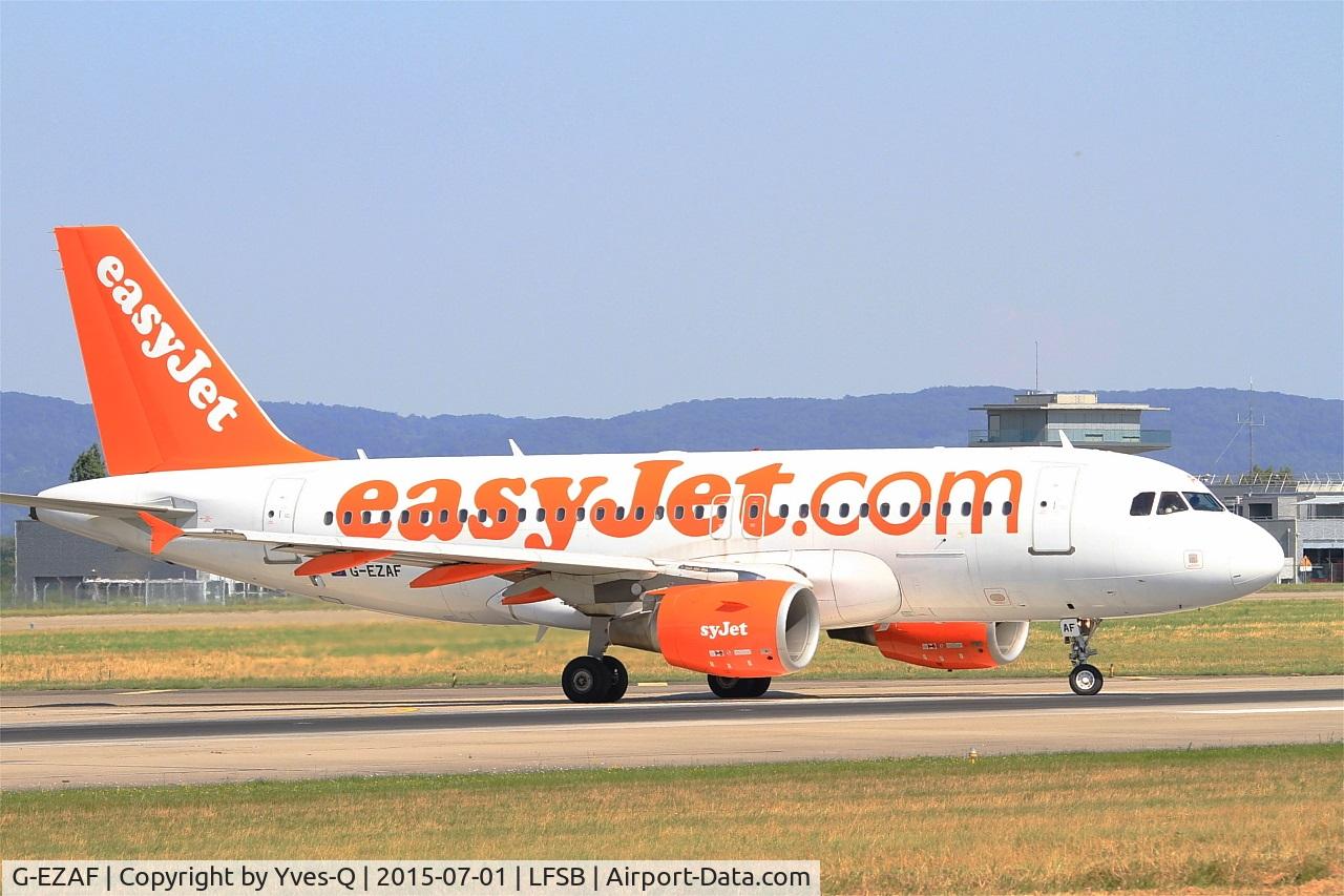 G-EZAF, 2006 Airbus A319-111 C/N 2715, Airbus A319-111, Linning up rwy 15, Bâle-Mulhouse-Fribourg airport (LFSB-BSL)