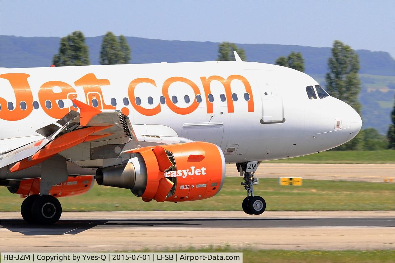 HB-JZM, 2004 Airbus A319-111 C/N 2370, Airbus A319-111, Max reverse thrust landing rwy 15, Bâle-Mulhouse-Fribourg airport (LFSB-BSL)