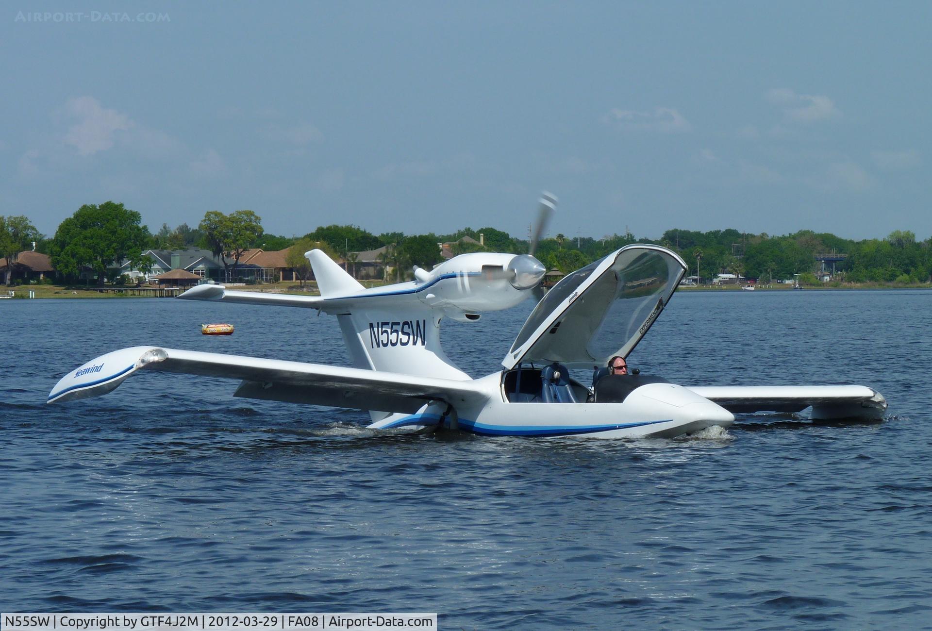 N55SW, Seawind 3000 C/N 039, N55SW arrives at Lake Agnes Splash-in 29.3.12