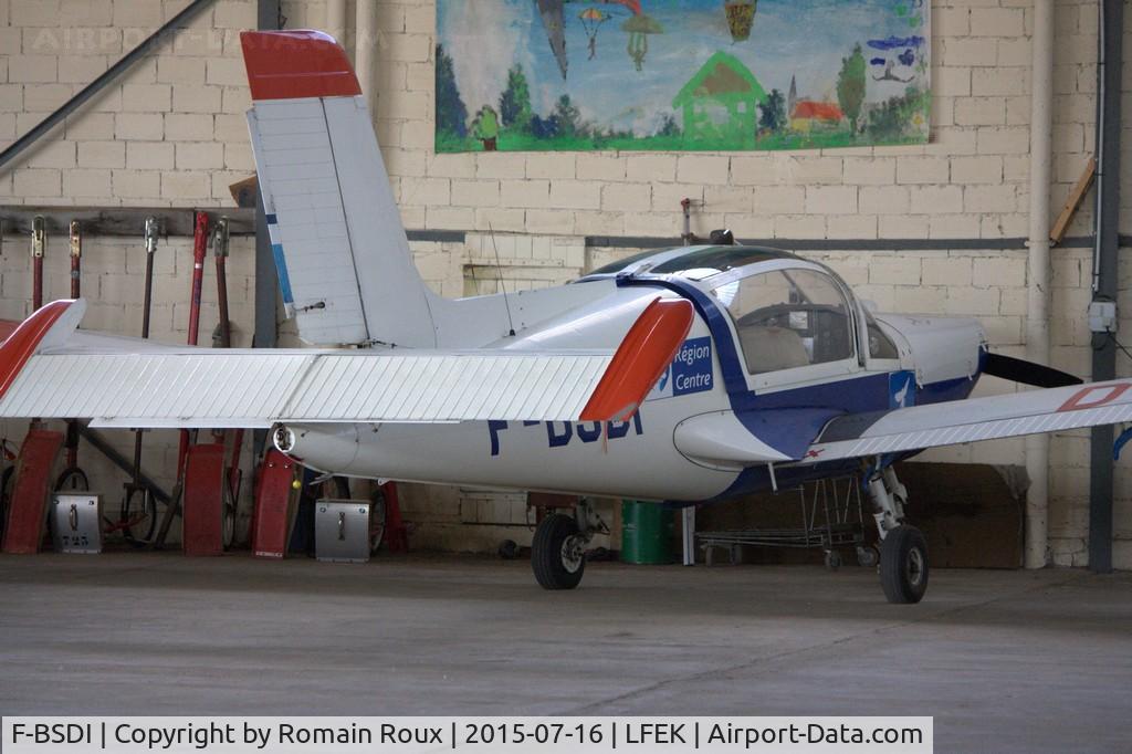 F-BSDI, Socata MS-893A Rallye Commodore 180 C/N 11481, Parked