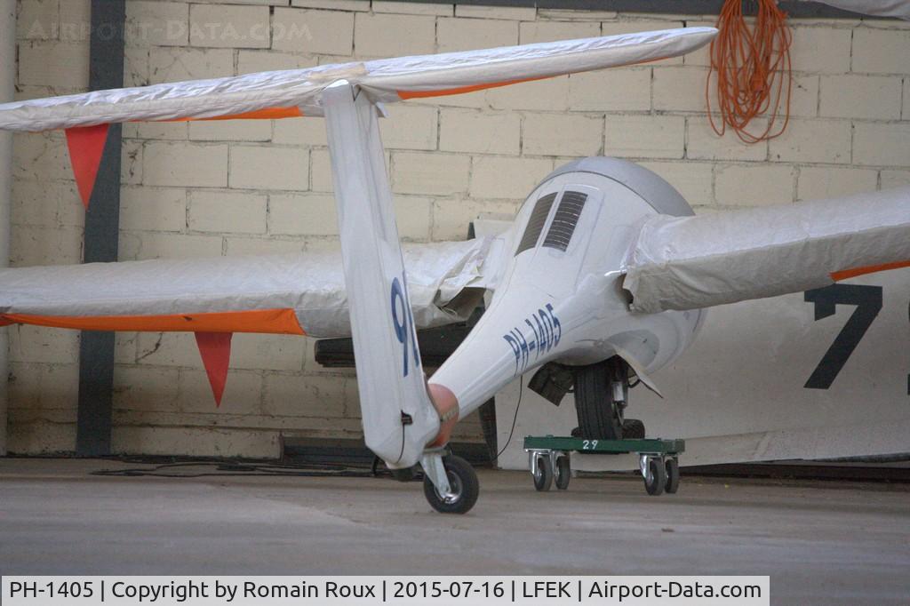 PH-1405, 2008 Schleicher ASG-29 C/N 29538, Parked