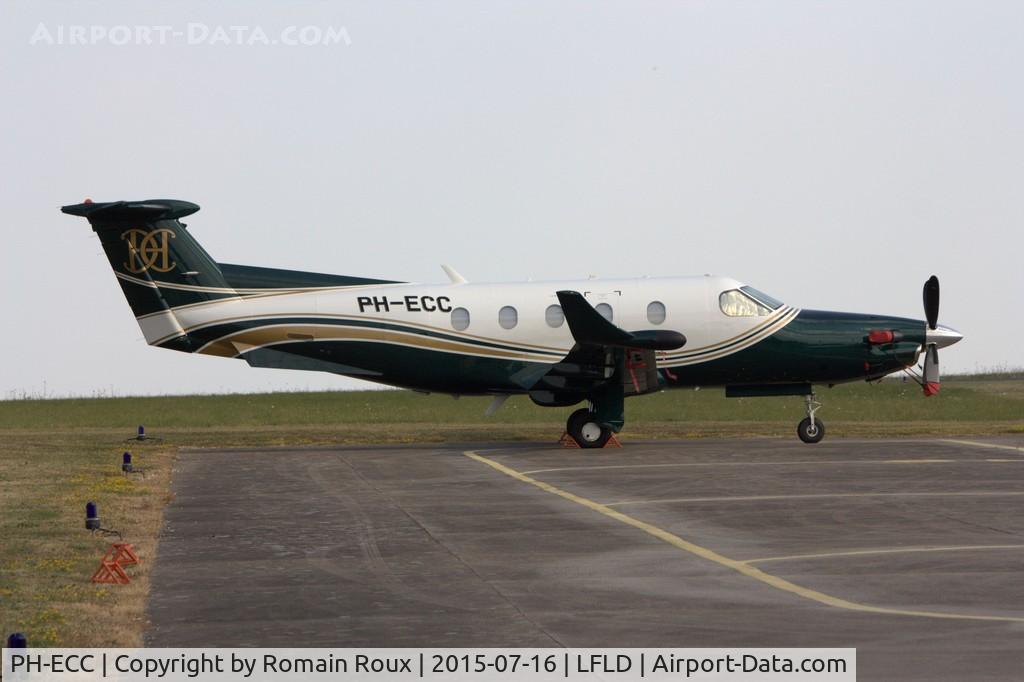 PH-ECC, 1994 Pilatus PC-12/45 C/N 107, Parked