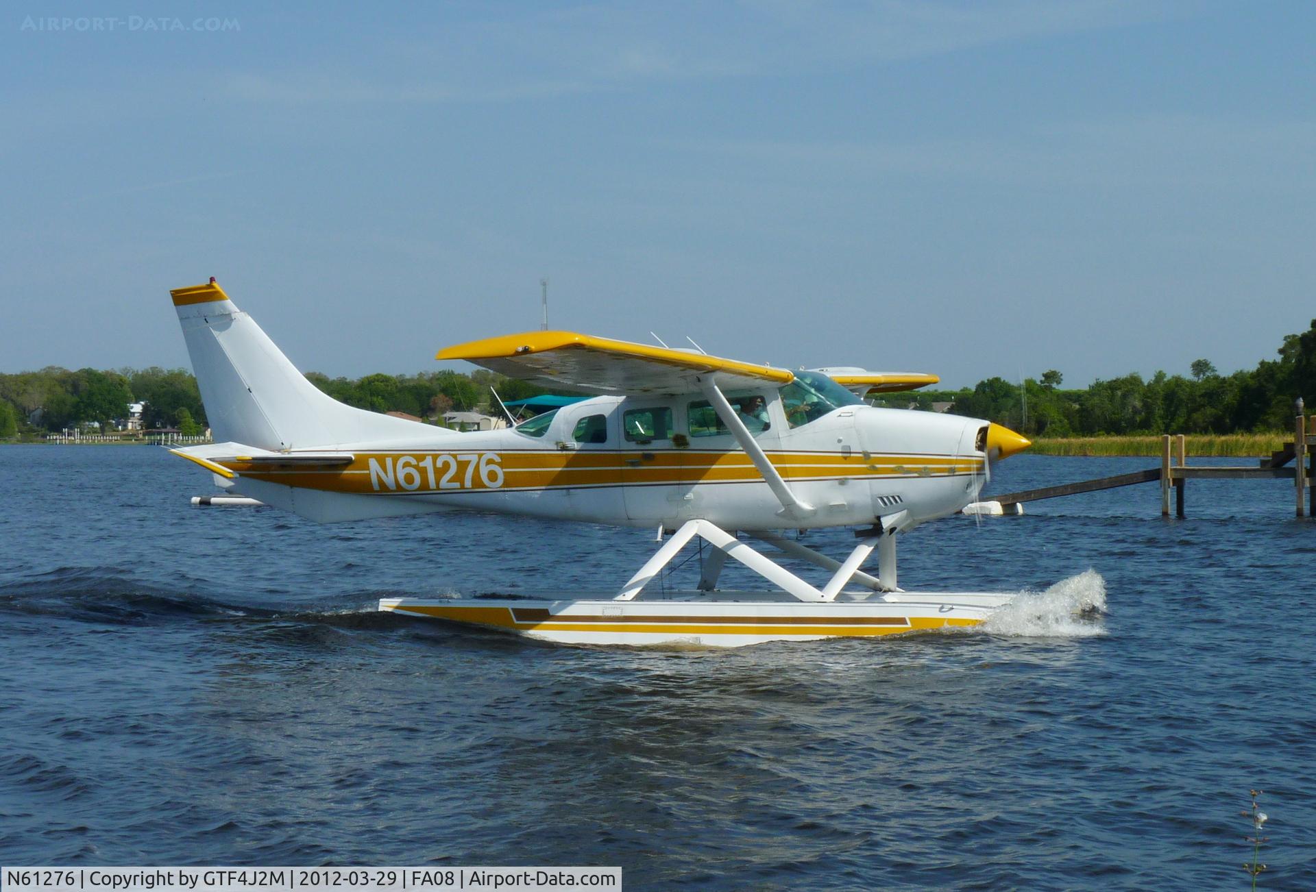 N61276, 1973 Cessna U206F Stationair C/N U20602069, N61276 at Lake Agnes Splash-in 29.3.12