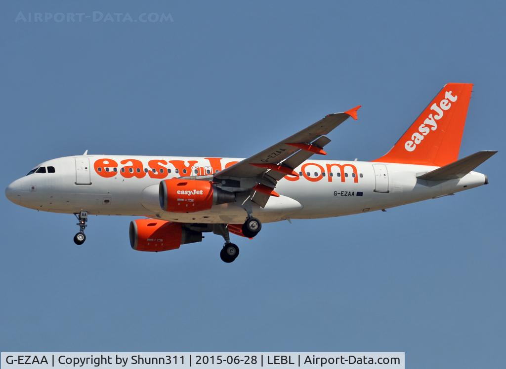 G-EZAA, 2006 Airbus A319-111 C/N 2677, Landing rwy 25R