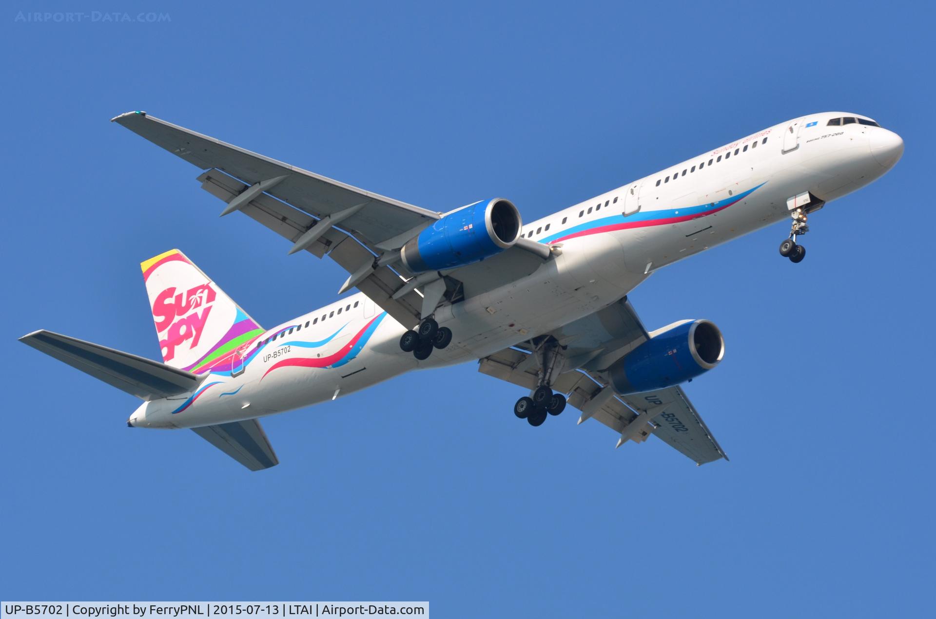 UP-B5702, 1991 Boeing 757-21B C/N 25083, Sunday B752 used to fly for China Southern (B-2816).