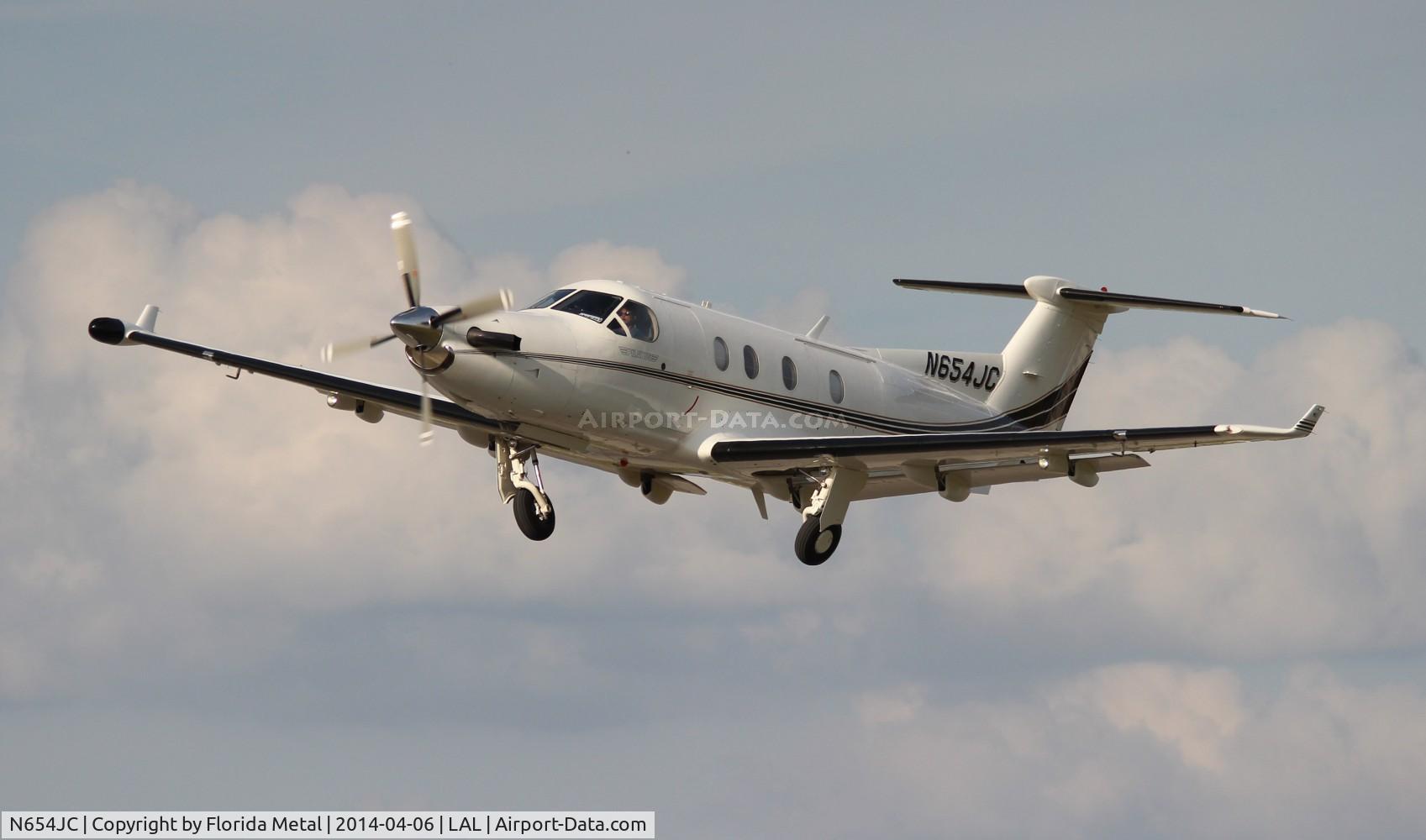 N654JC, 2002 Pilatus PC-12/45 C/N 437, PC-12