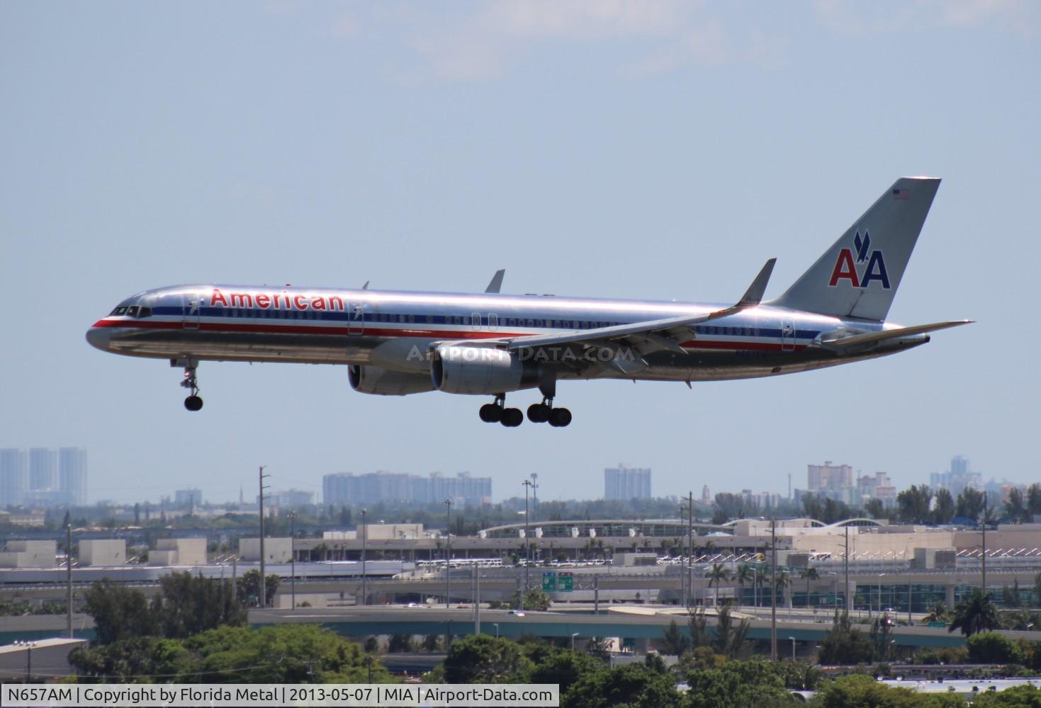 N657AM, 1991 Boeing 757-223 C/N 24615, American