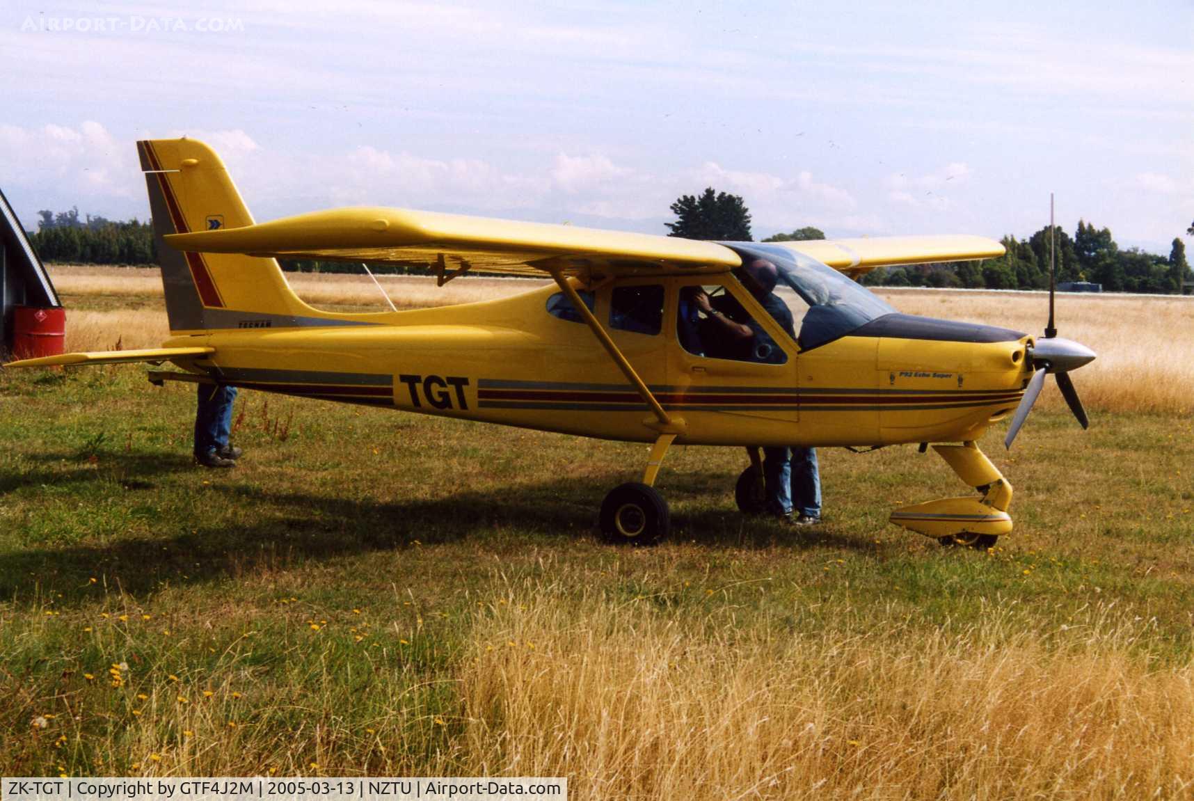 ZK-TGT, Tecnam P-92 Echo Super C/N 705, ZK-TGT at Timaru 13.3.05