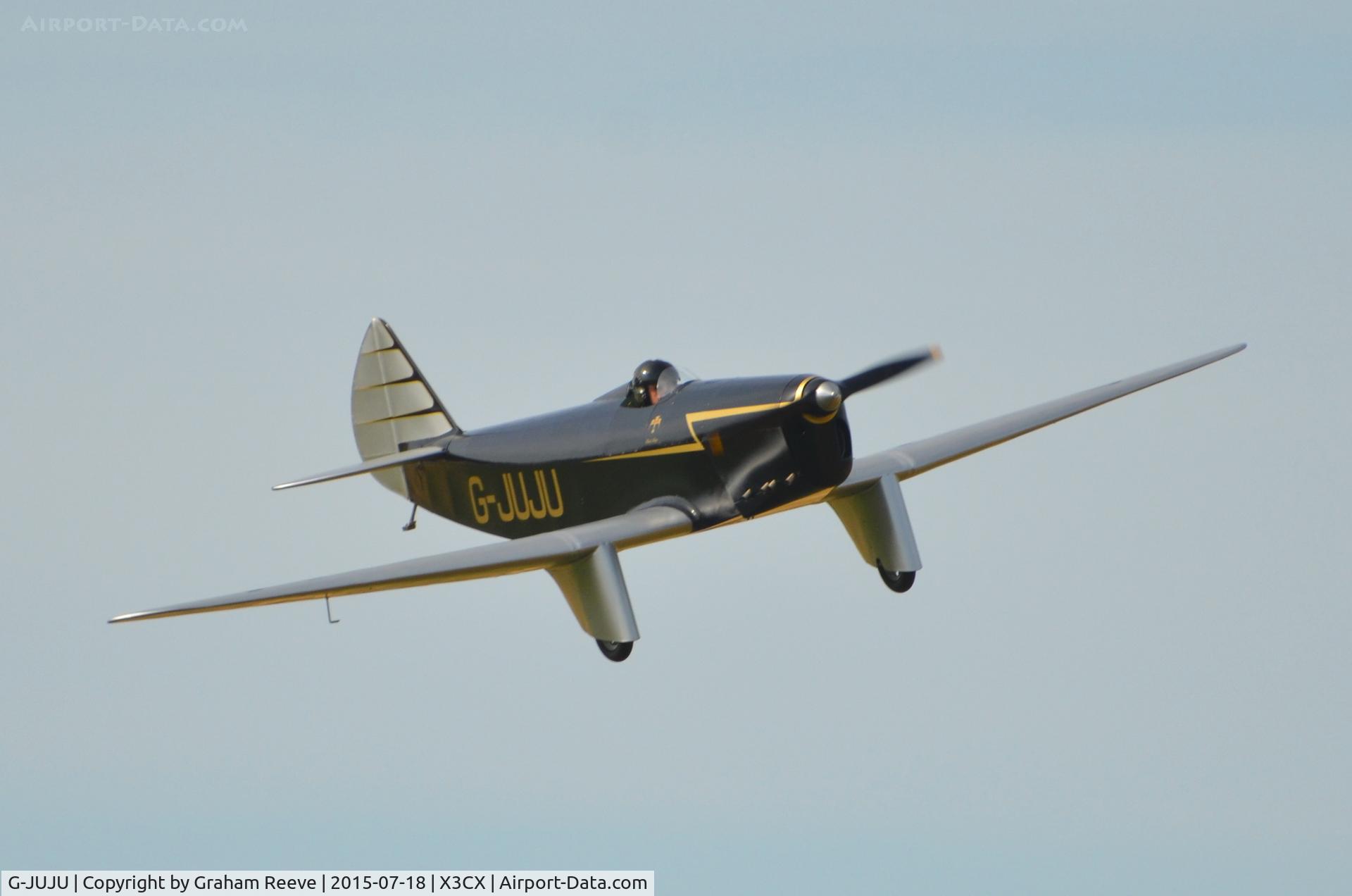 G-JUJU, 2014 Chilton DW1A C/N PFA 225-12726, Flying at Northrepps.