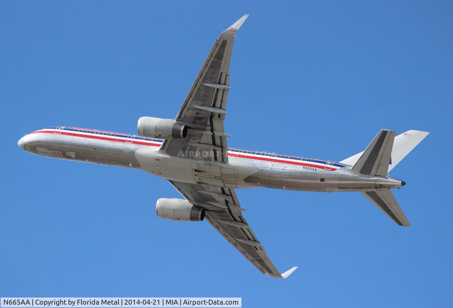 N665AA, 1992 Boeing 757-223 C/N 25299, American