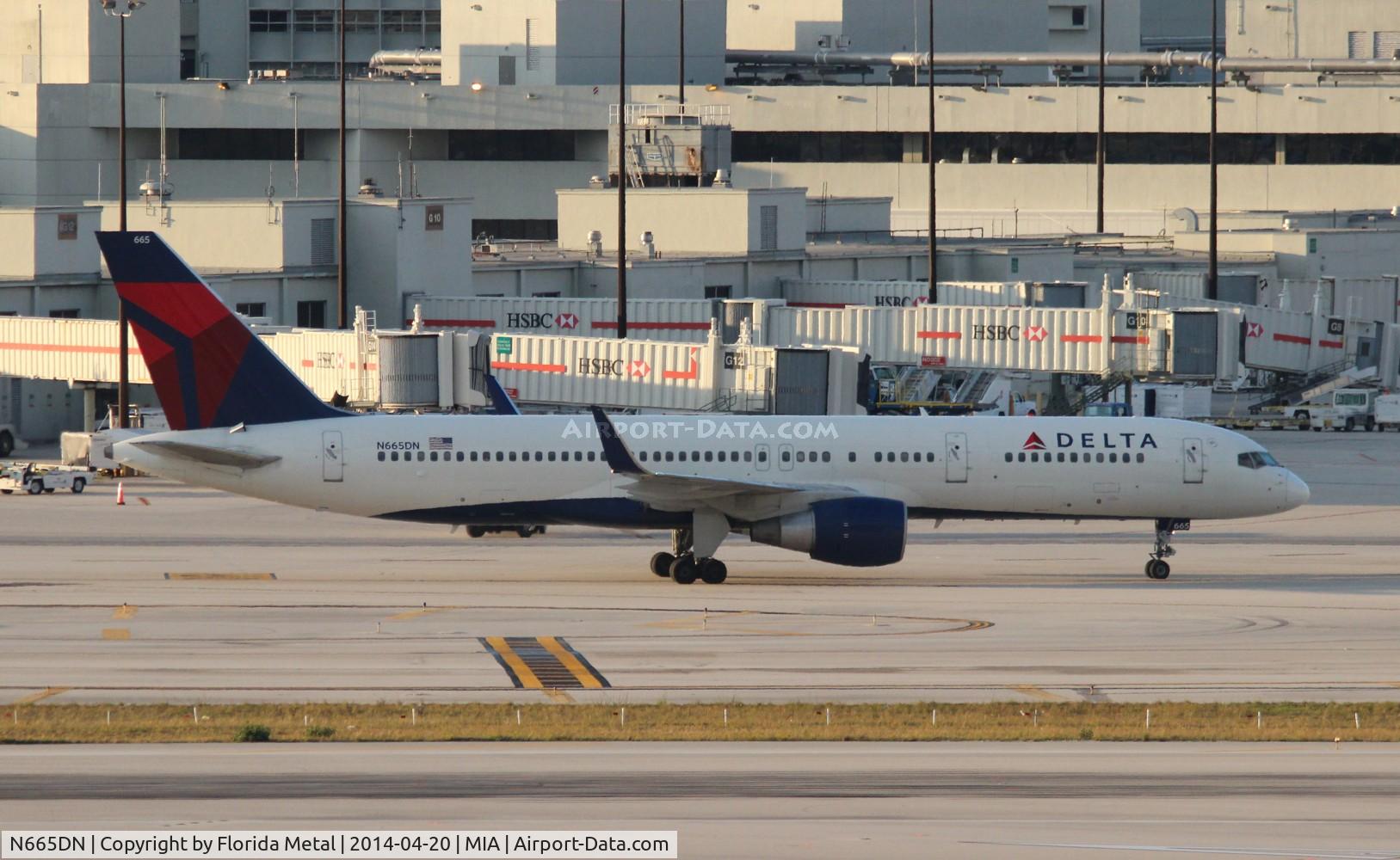 N665DN, 1991 Boeing 757-232 C/N 25013, Delta