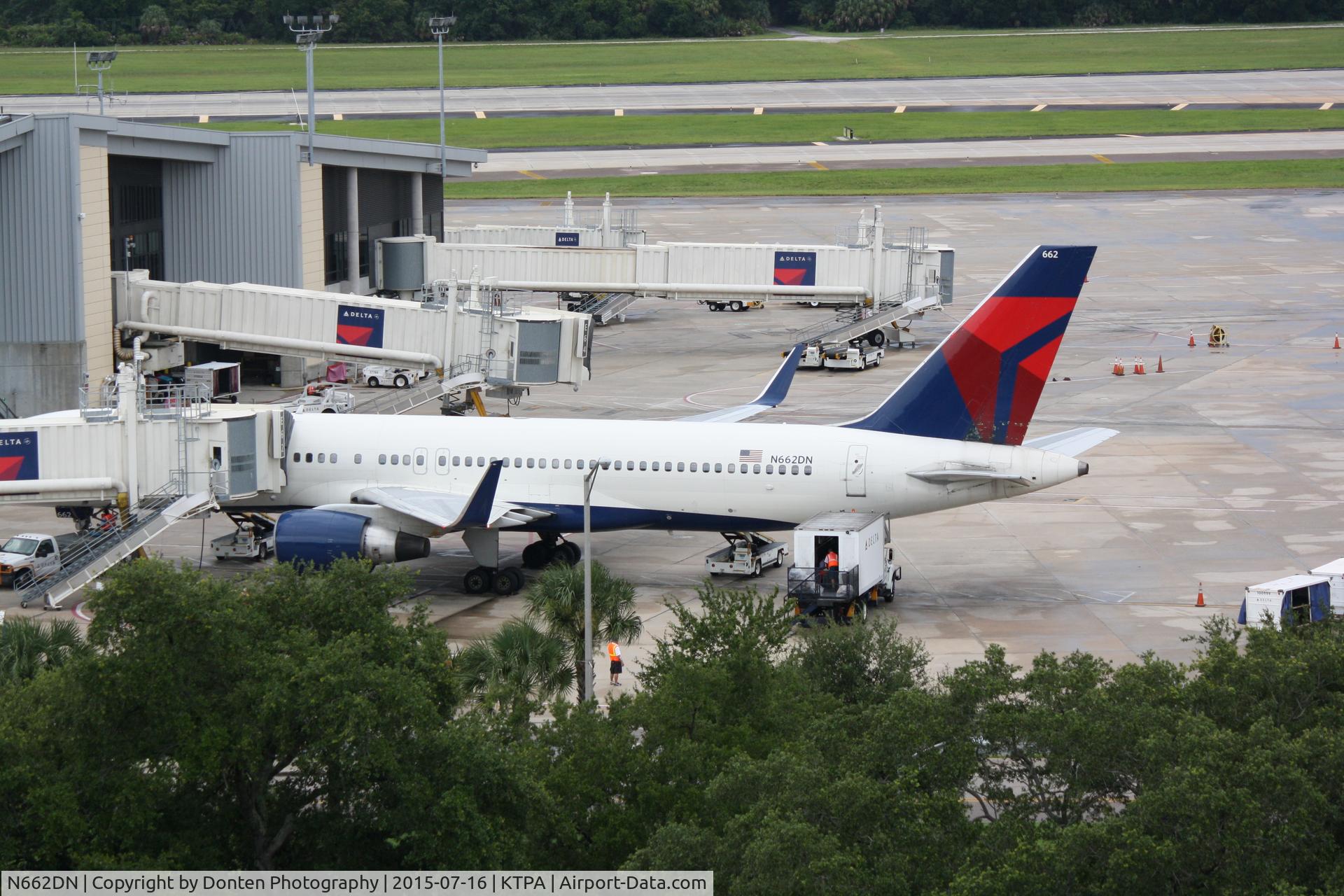 N662DN, 1991 Boeing 757-232 C/N 24991, Delta Flight 2230 (N662DN) sits at the gate at Tampa International Airport prior to a flight to Hartsfield Jackson Atlanta International Airport