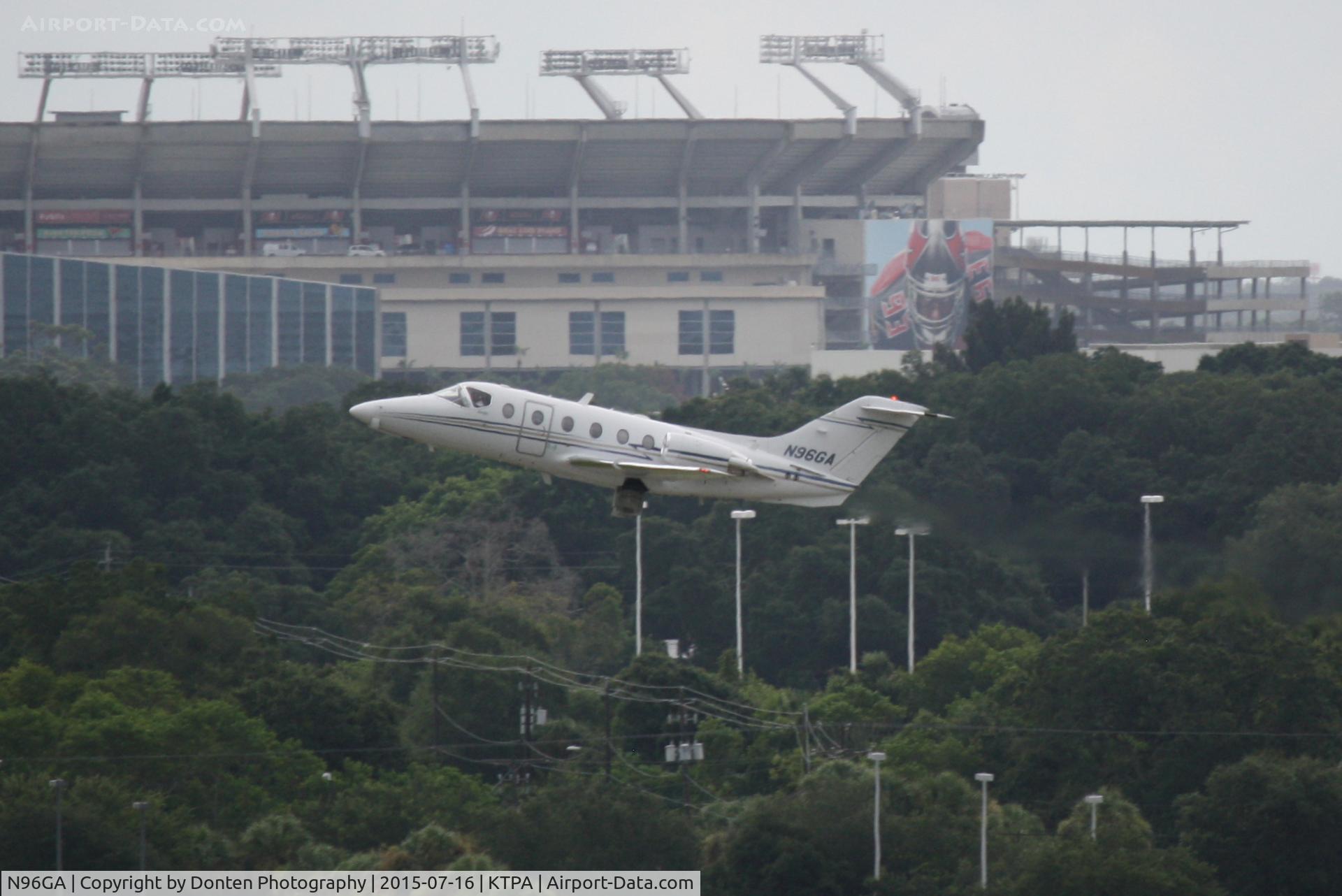 N96GA, 1999 Beech 400A Beechjet C/N RK-238, Beechcraft Beechjet (N96GA) departs Tampa International Airport enroute to Allegheny County Airport