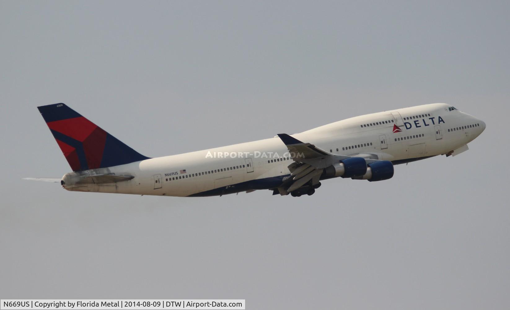 N669US, 1990 Boeing 747-451 C/N 24224, Delta