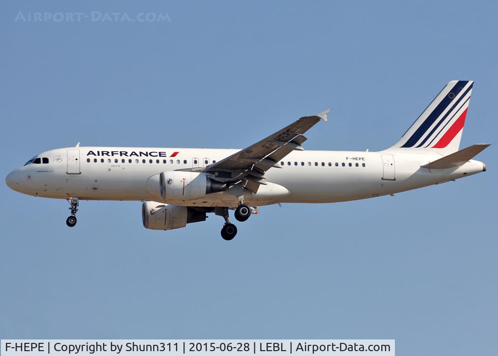 F-HEPE, 2010 Airbus A320-214 C/N 4298, Landing rwy 25R