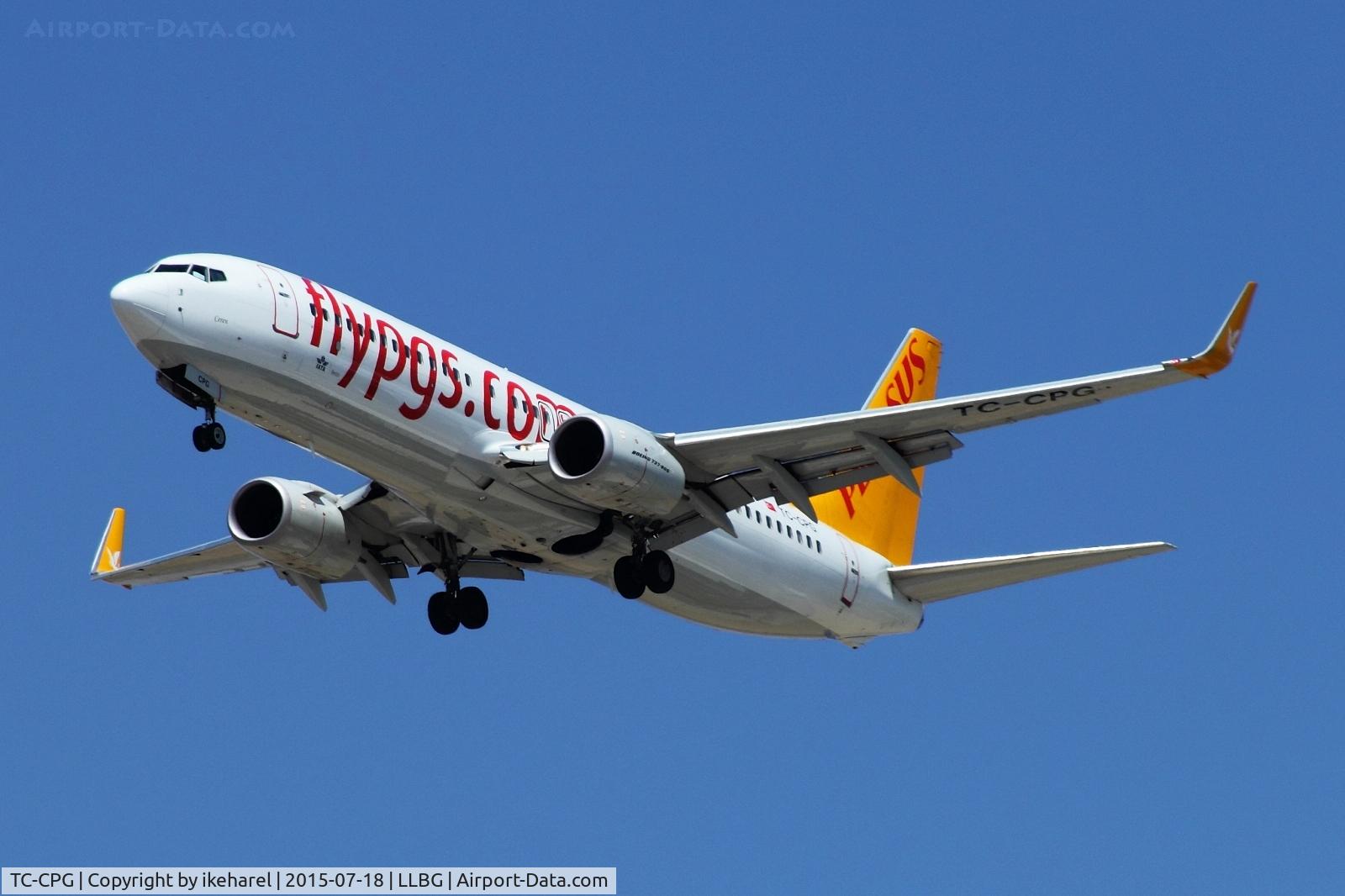 TC-CPG, 2012 Boeing 737-82R C/N 40880, Landing from Istanbul on runway 30.