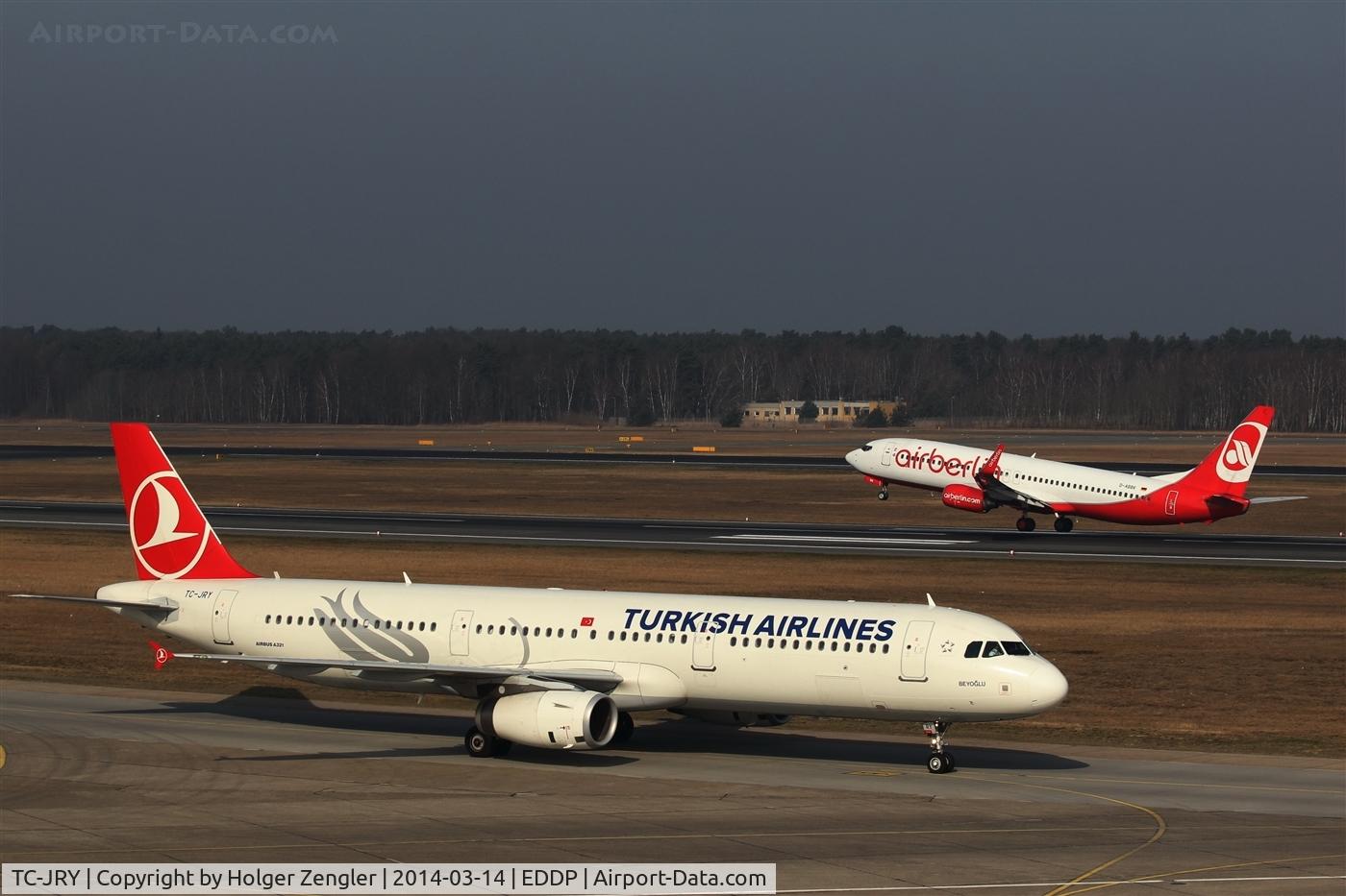 TC-JRY, 2012 Airbus A321-231 C/N 5083, Going and coming for spotter´s delight (vol. 2)
