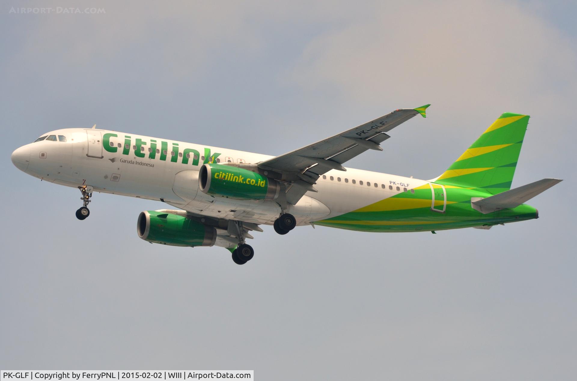 PK-GLF, 2006 Airbus A320-232 C/N 2692, Citylink A320 landing.