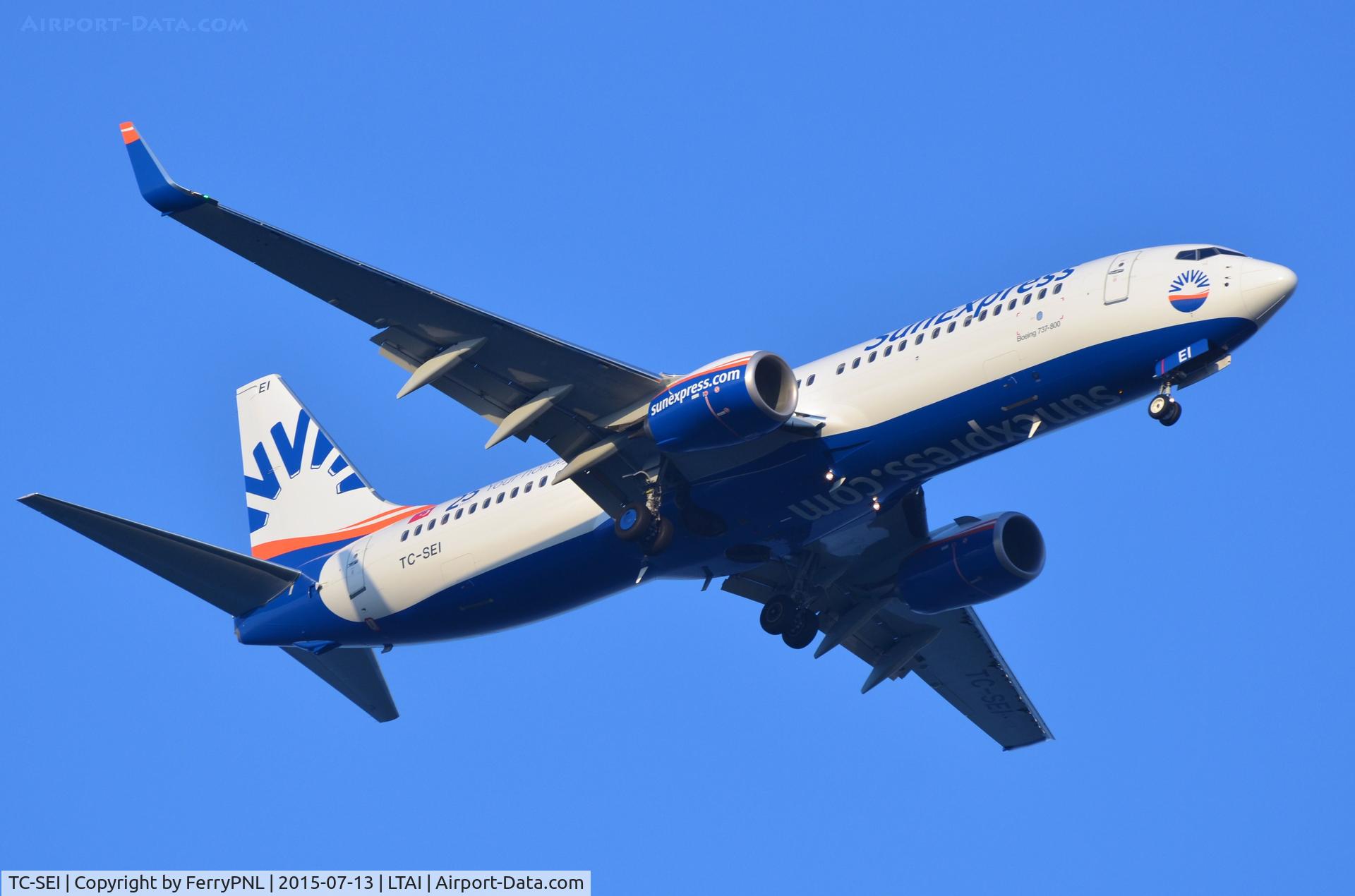 TC-SEI, 2015 Boeing 737-8HC C/N 61170, Precisely 4 weeks old when i saw it.