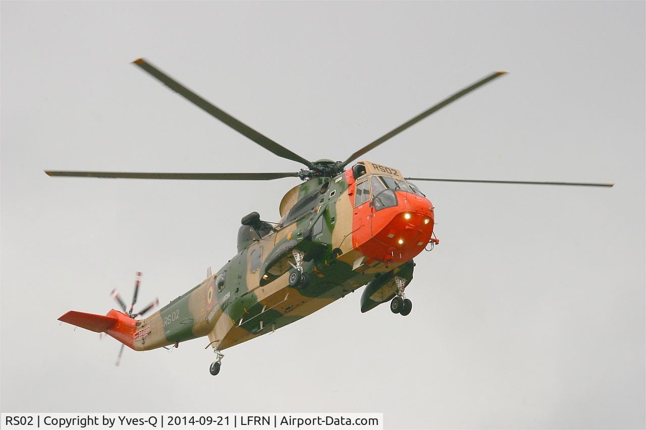 RS02, 1976 Westland Sea King Mk.48 C/N WA832, Belgium Air Force Westland WS-61 Sea King Mk.48, On display, Rennes-St Jacques airport (LFRN-RNS) Air show 2014