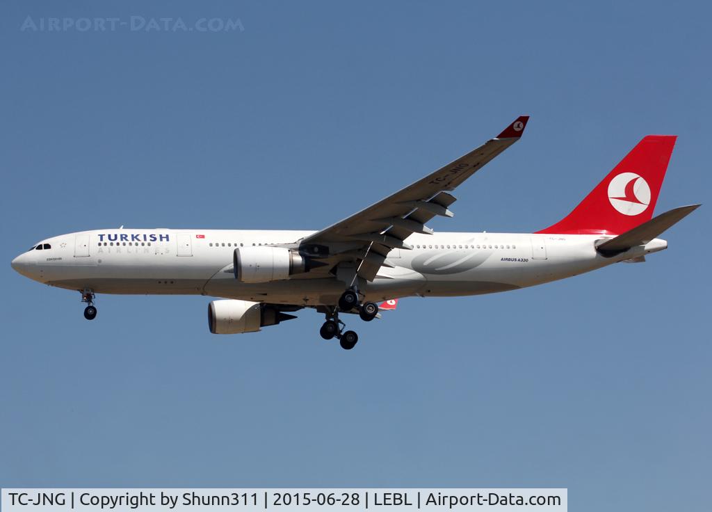 TC-JNG, 2002 Airbus A330-202 C/N 504, Landing rwy 25R