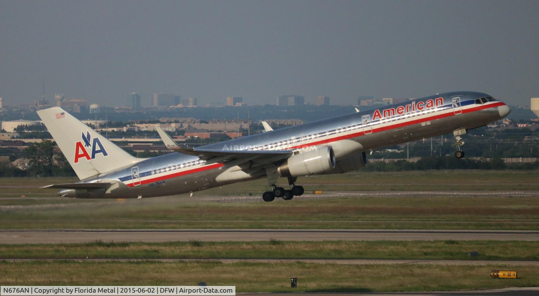 N676AN, 1998 Boeing 757-223 C/N 29426, American