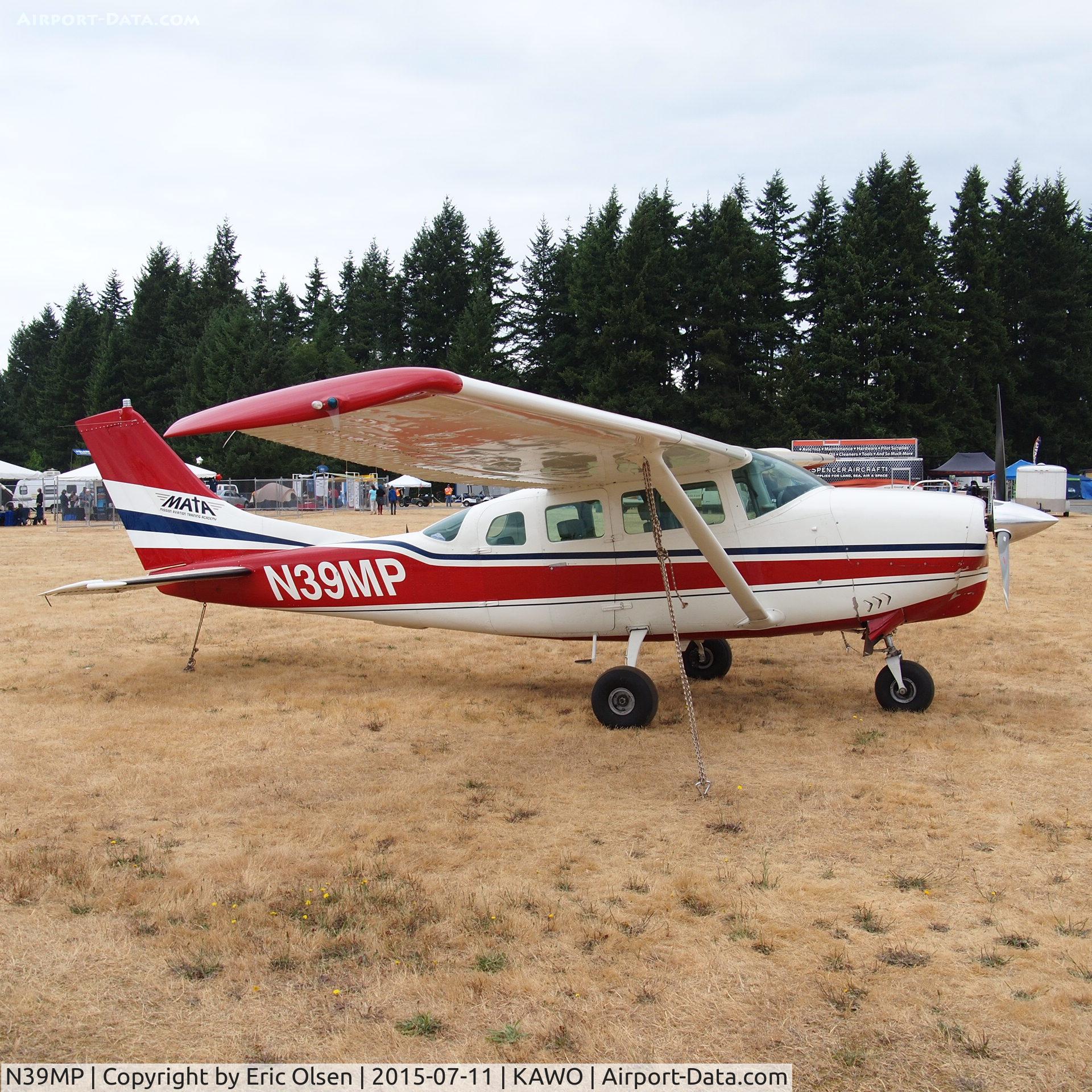 N39MP, 1965 Cessna U206 Super Skywagon C/N U206-0288, 1965 Cessna at the 2015 Arlington Fly-In.
