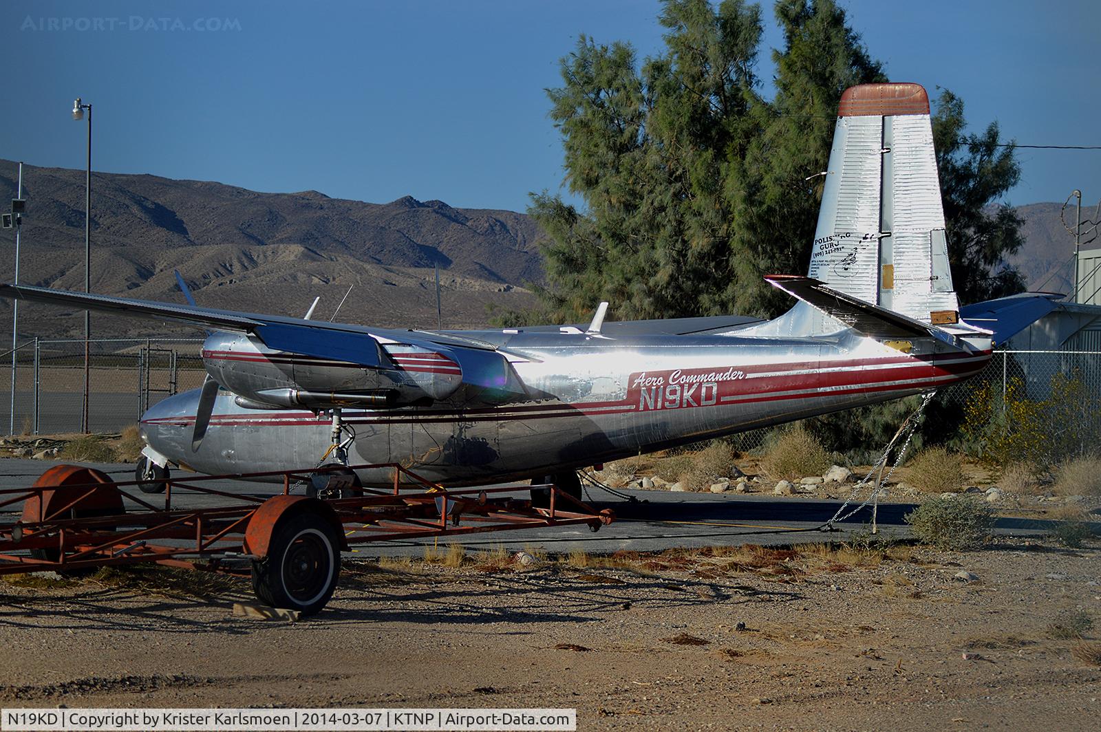 N19KD, 1952 Aero Commander 520 C/N 520-29, Shiny!