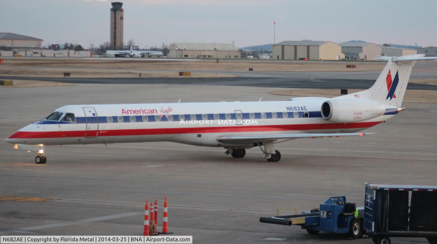 N682AE, 2004 Embraer ERJ-145LR (EMB-145LR) C/N 14500826, Eagle