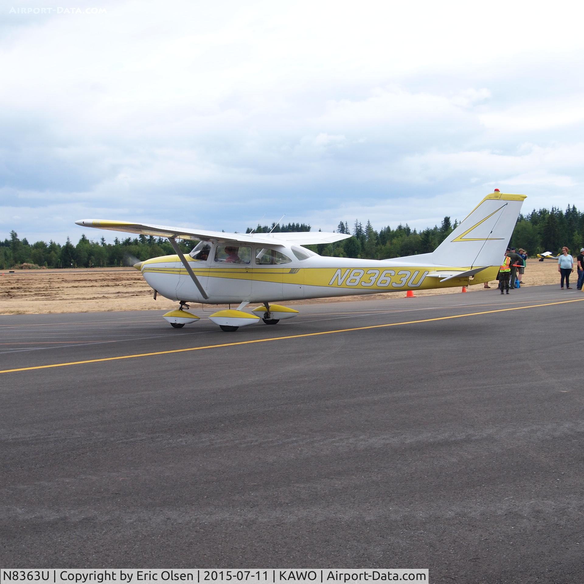 N8363U, 1964 Cessna 172F C/N 17252263, 1964 Cessna 172F at the 2015 Arlington Fly-In.