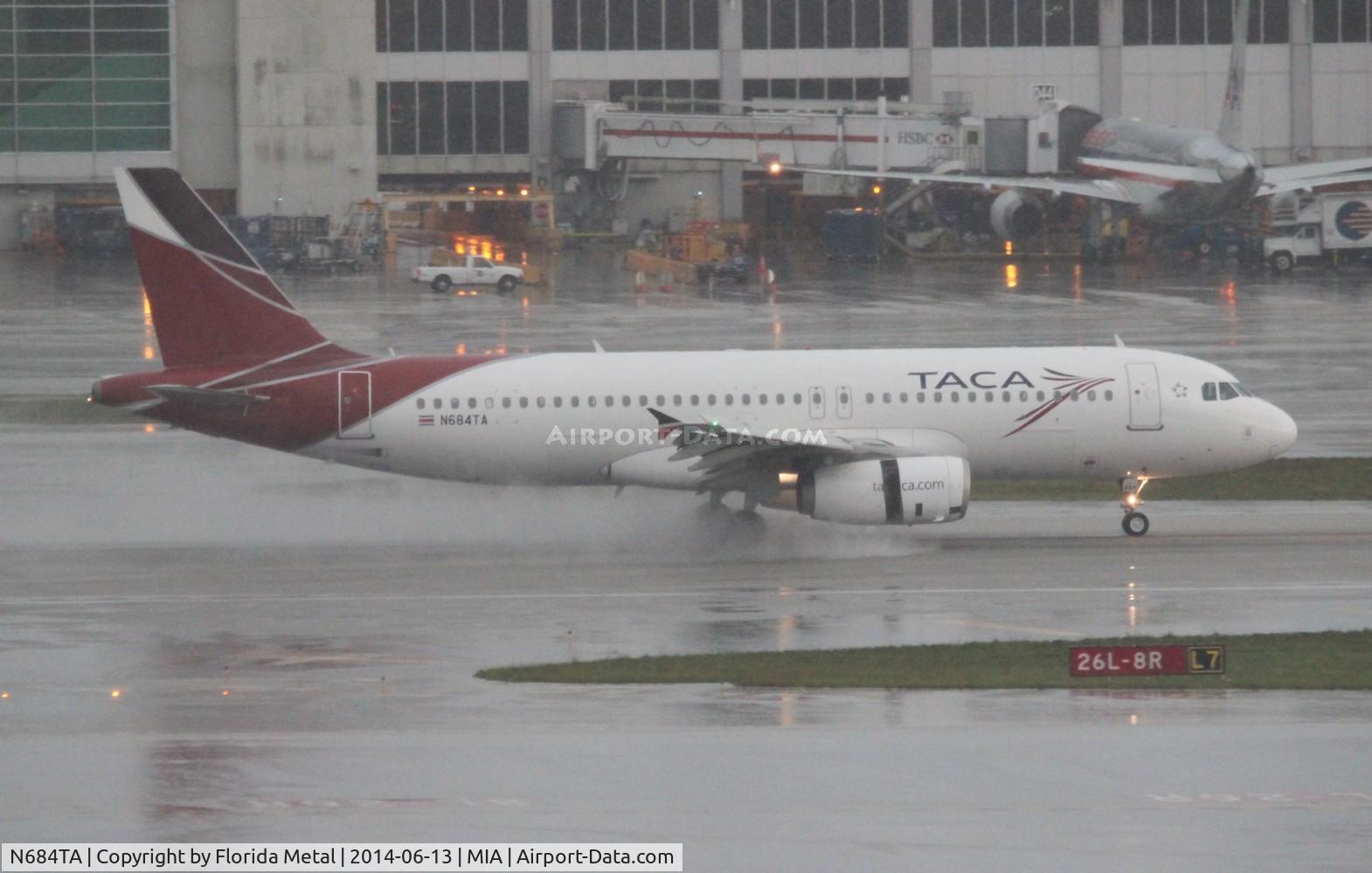 N684TA, 2011 Airbus A320-233 C/N 4944, Taca A320