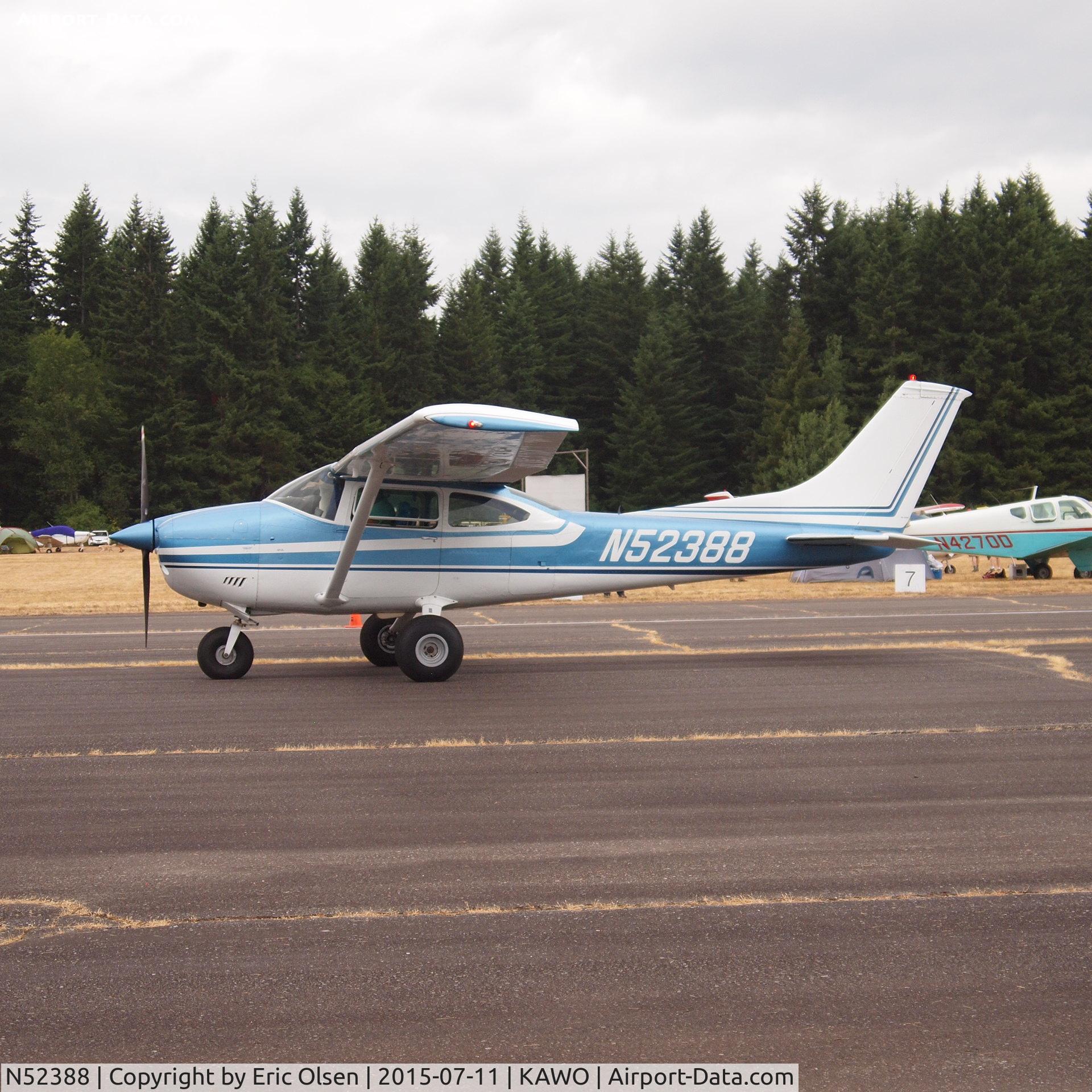 N52388, 1973 Cessna 182P Skylane C/N 18262571, 1973 Cessna 182P at the Arlington Fly-In.