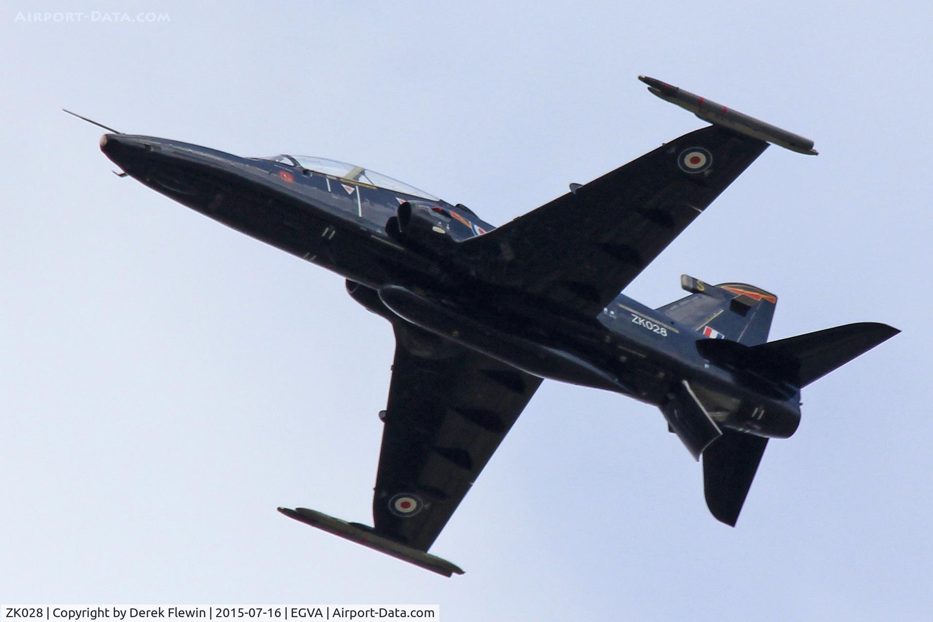 ZK028, 2009 British Aerospace Hawk T2 C/N RT019/1257, Hawk T2, coded S, RAF Valley based, 4(R) Sqn 4 FTS, seen overflying the domwstic site at RAF Fairford.